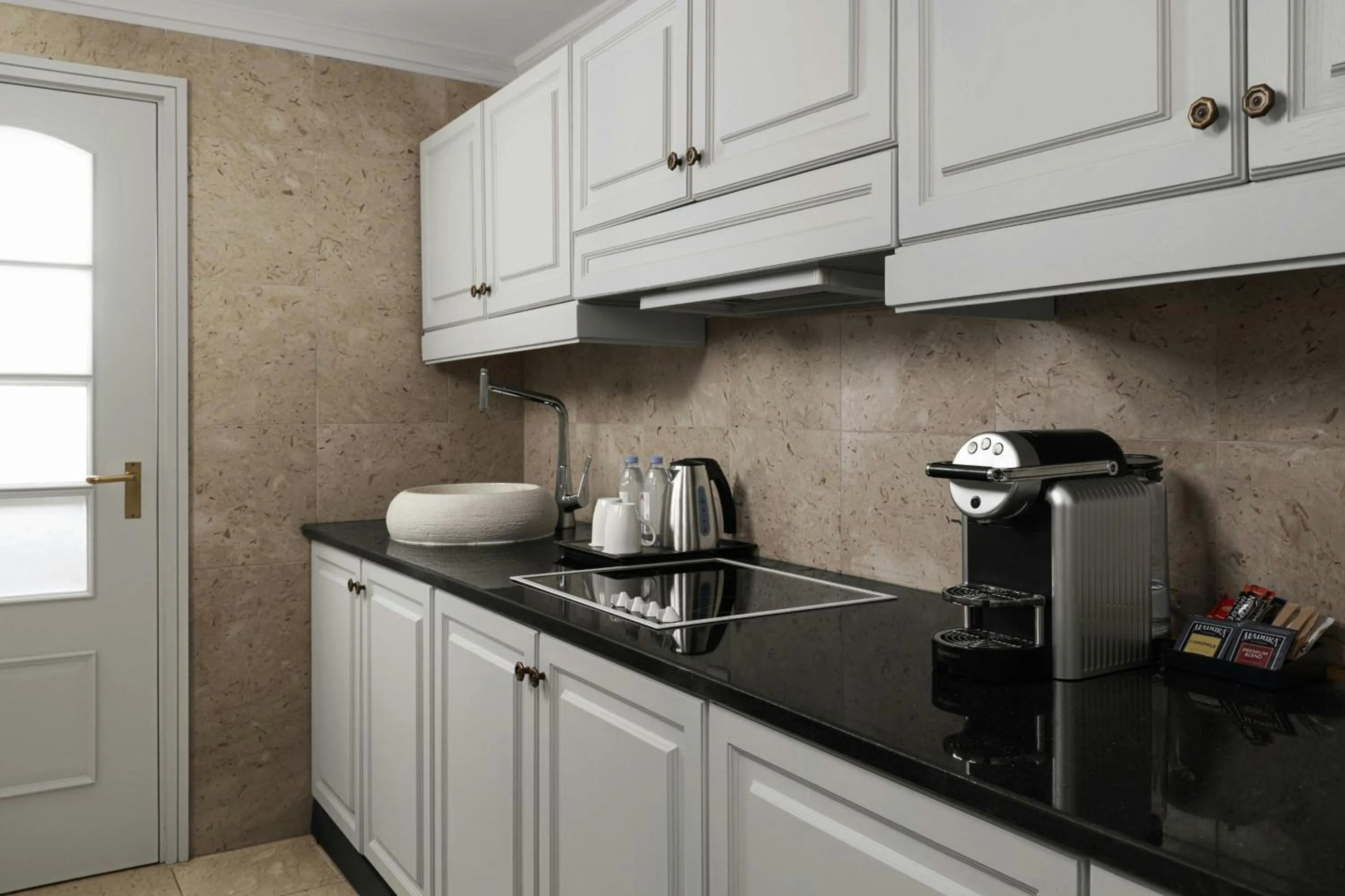 Photo of the whole room in Dead Sea Marriott Resort & Spa