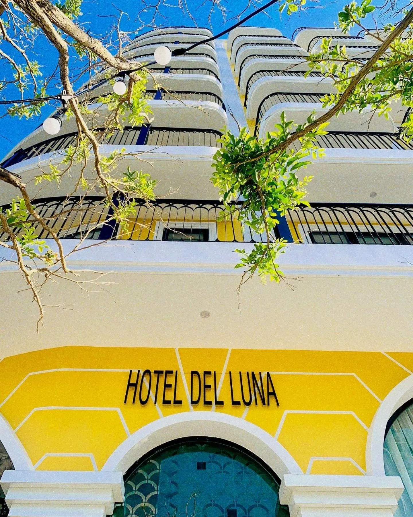 Property building in Hotel Del Luna Boutique