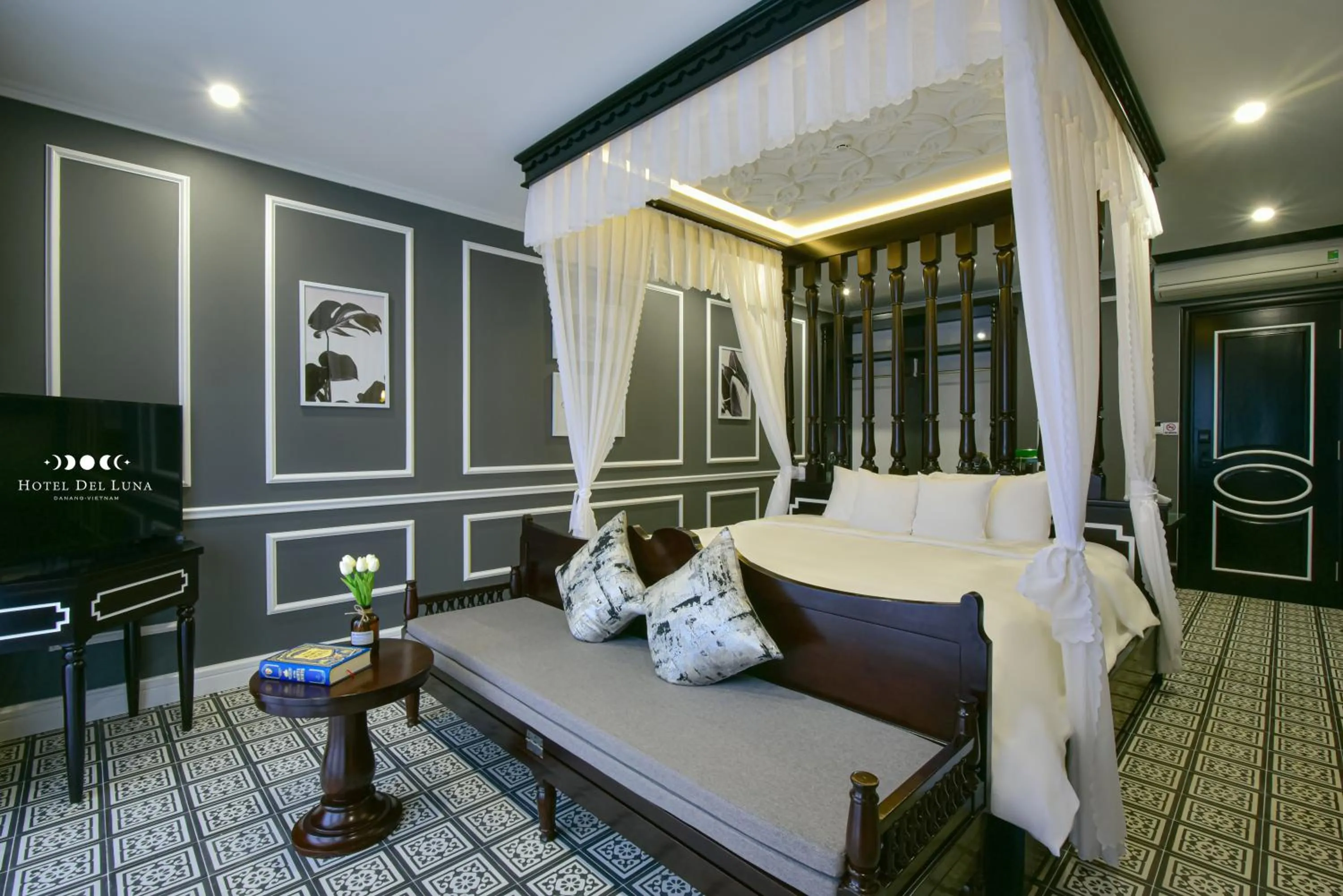 Bed in Hotel Del Luna Boutique