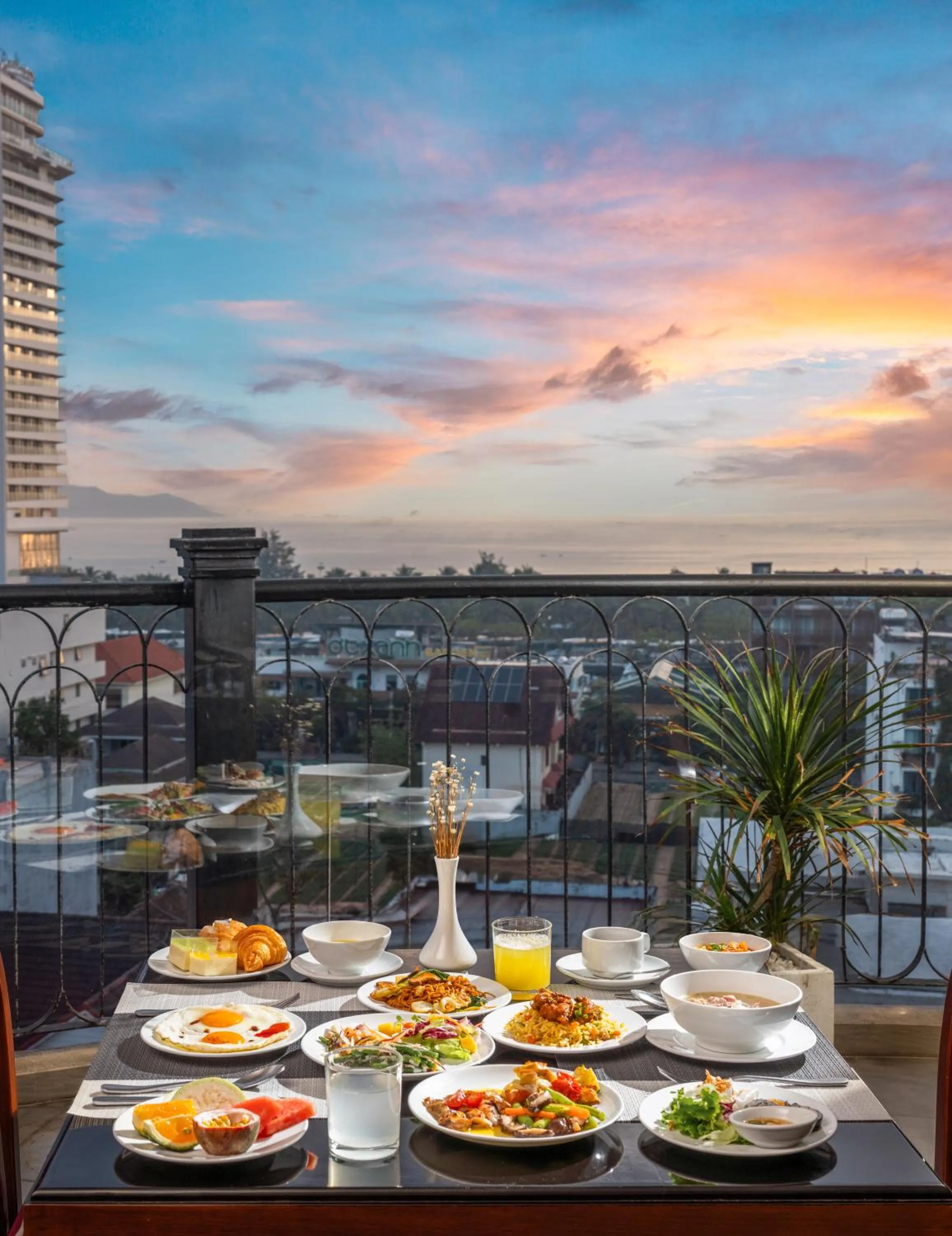 View (from property/room) in Hotel Del Luna Boutique