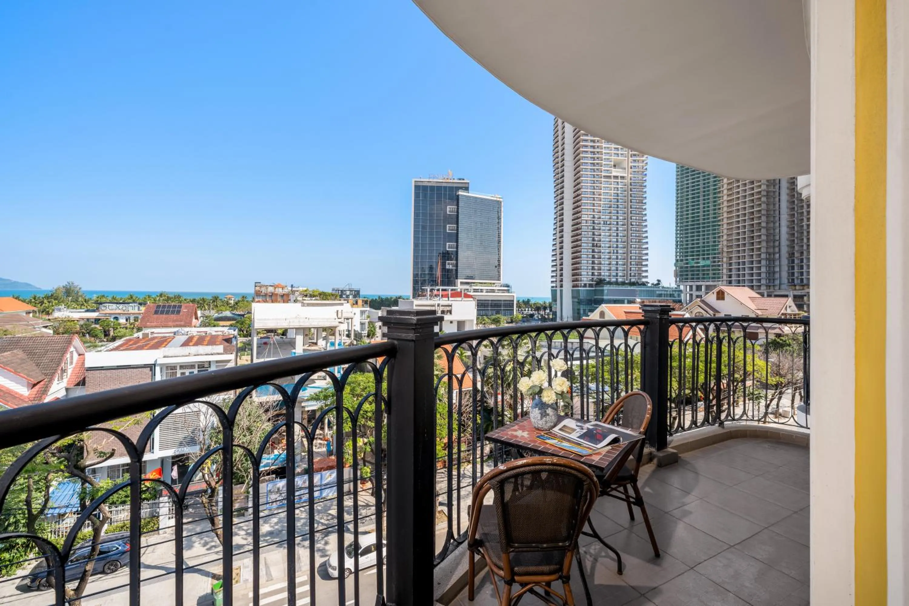 Balcony/Terrace in Hotel Del Luna Boutique