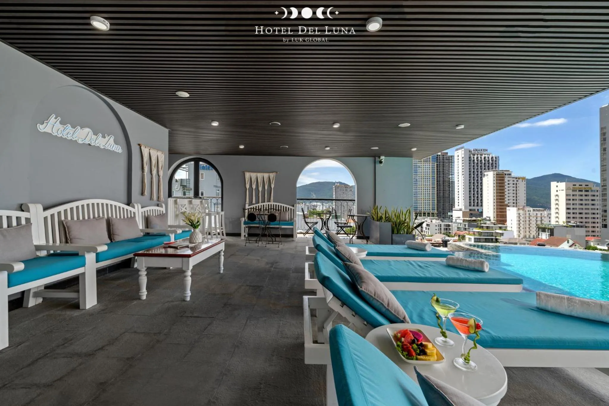 Swimming pool in Hotel Del Luna Boutique