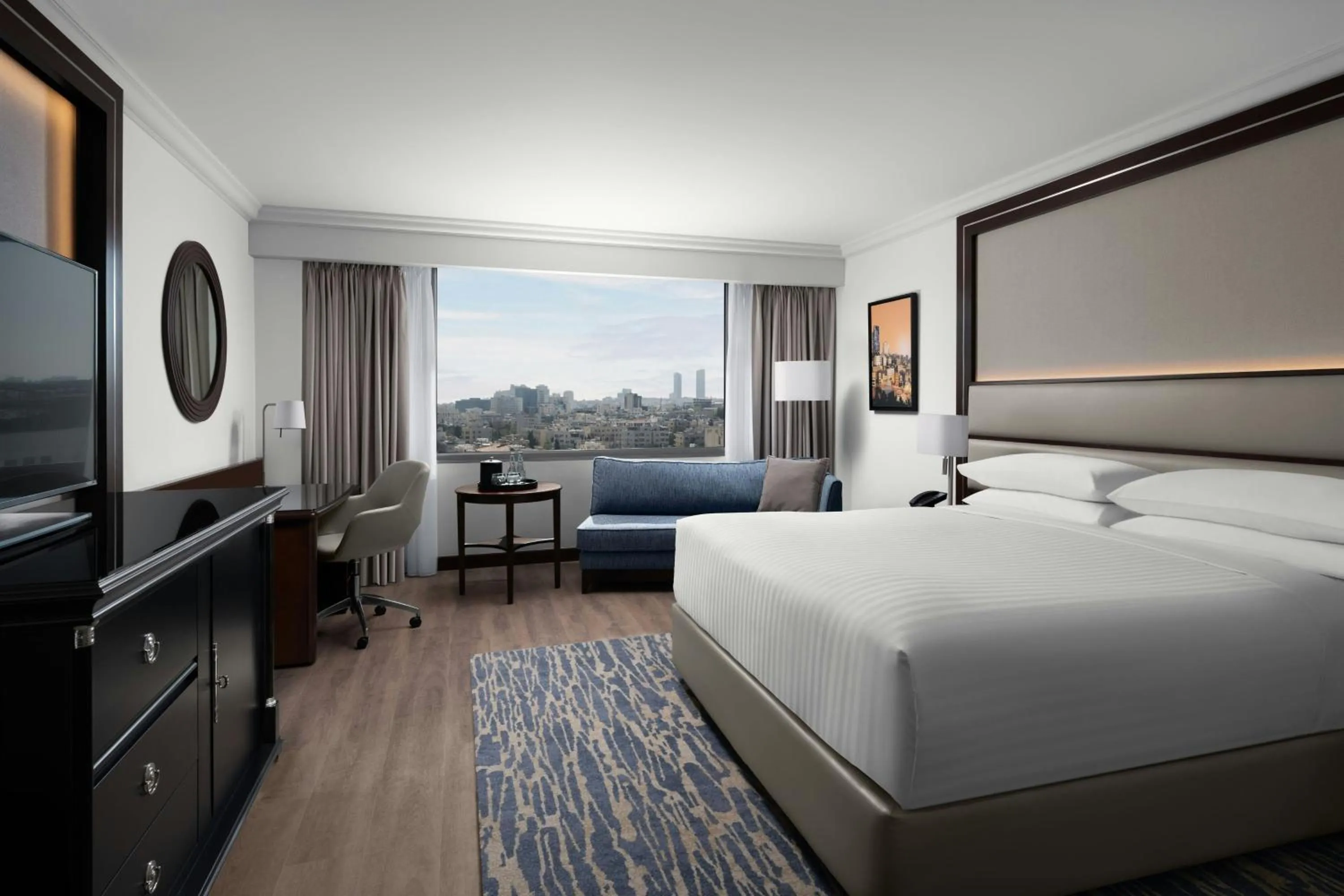 Photo of the whole room, Bed in Amman Marriott Hotel