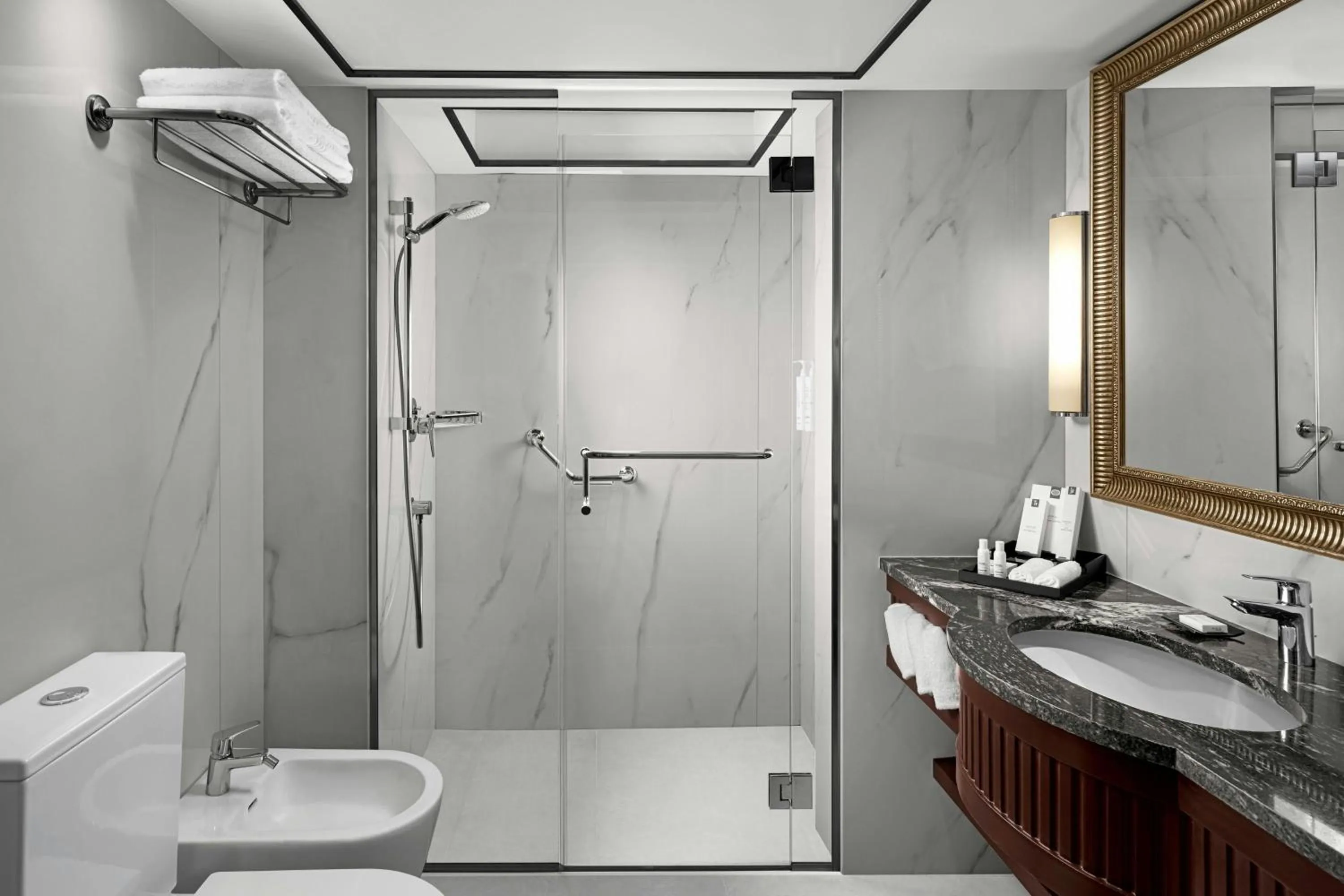 Bathroom in Amman Marriott Hotel