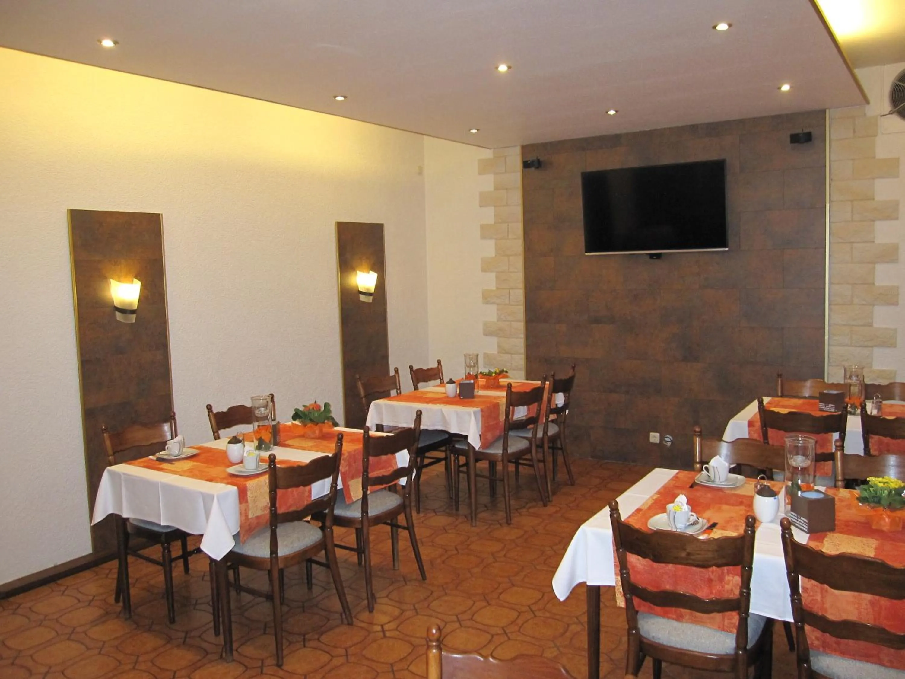 Restaurant/places to eat in Hotel Nußknacker