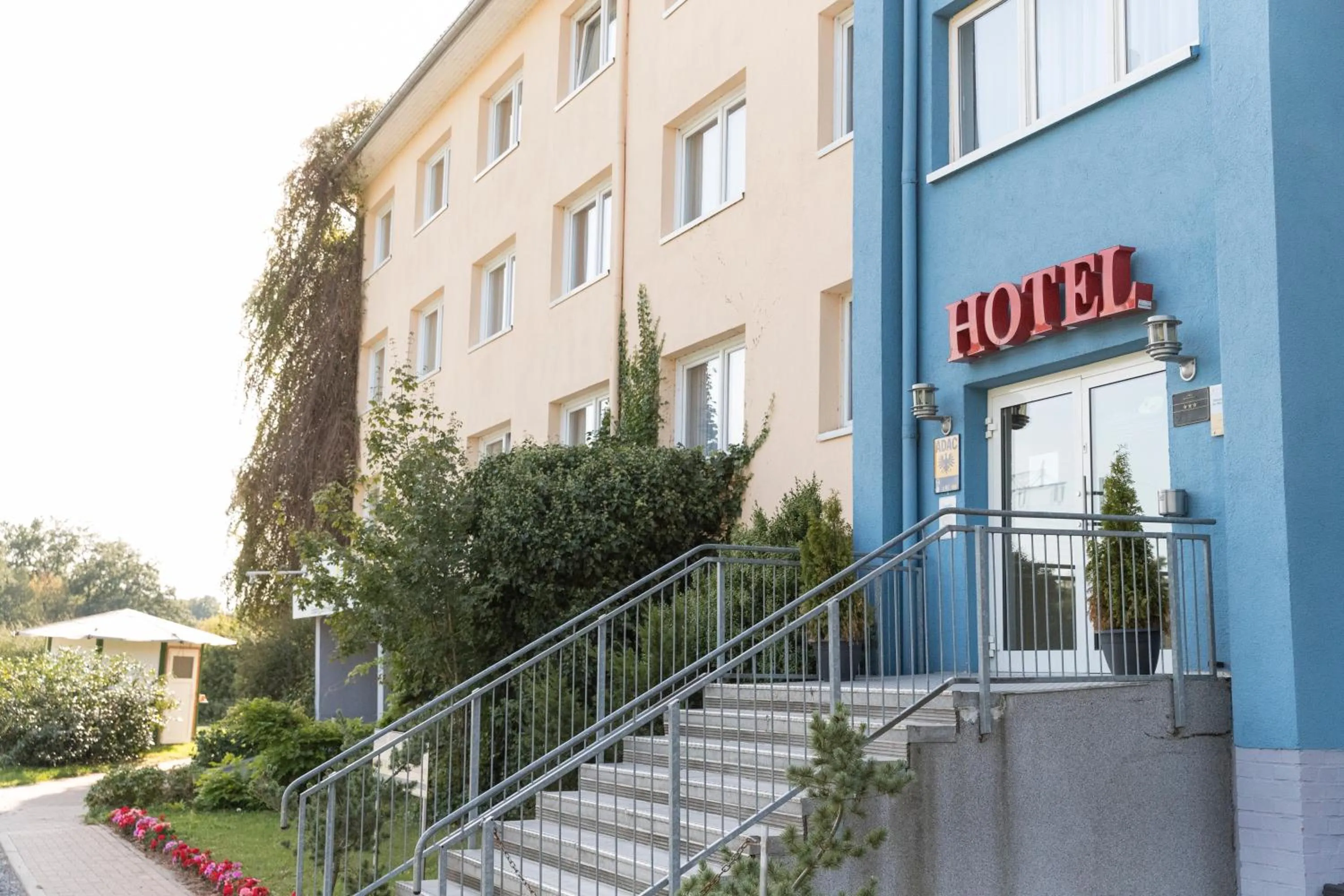 Facade/entrance in Hotel am Tierpark