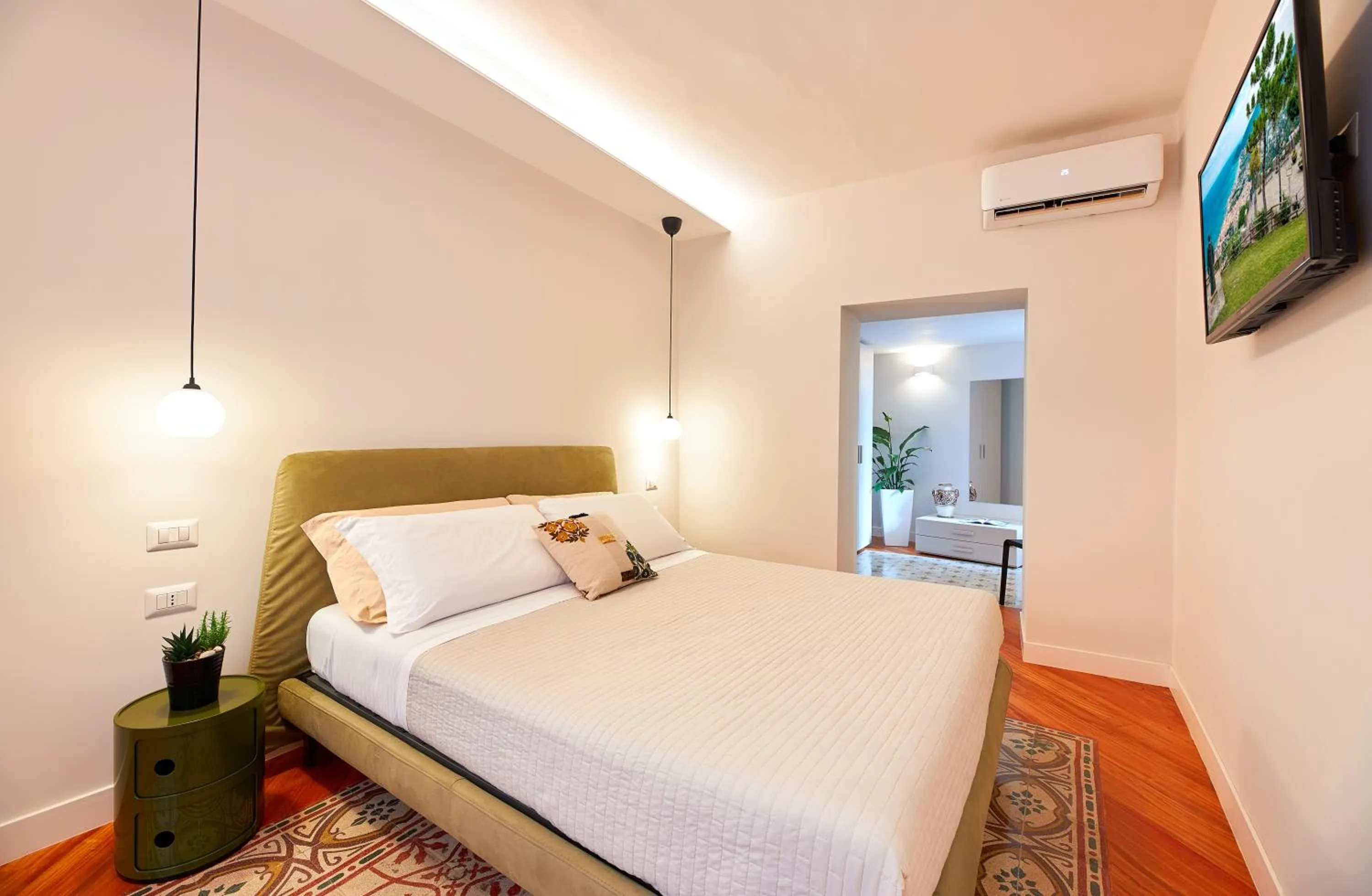 Bed in Villa Rosa Residence