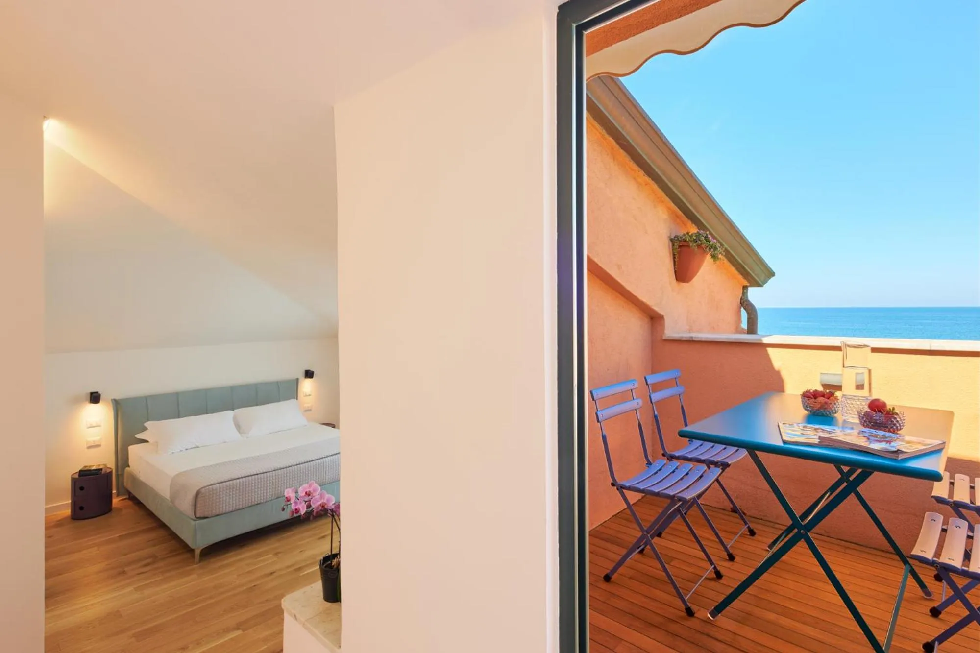 Bed in Villa Rosa Residence