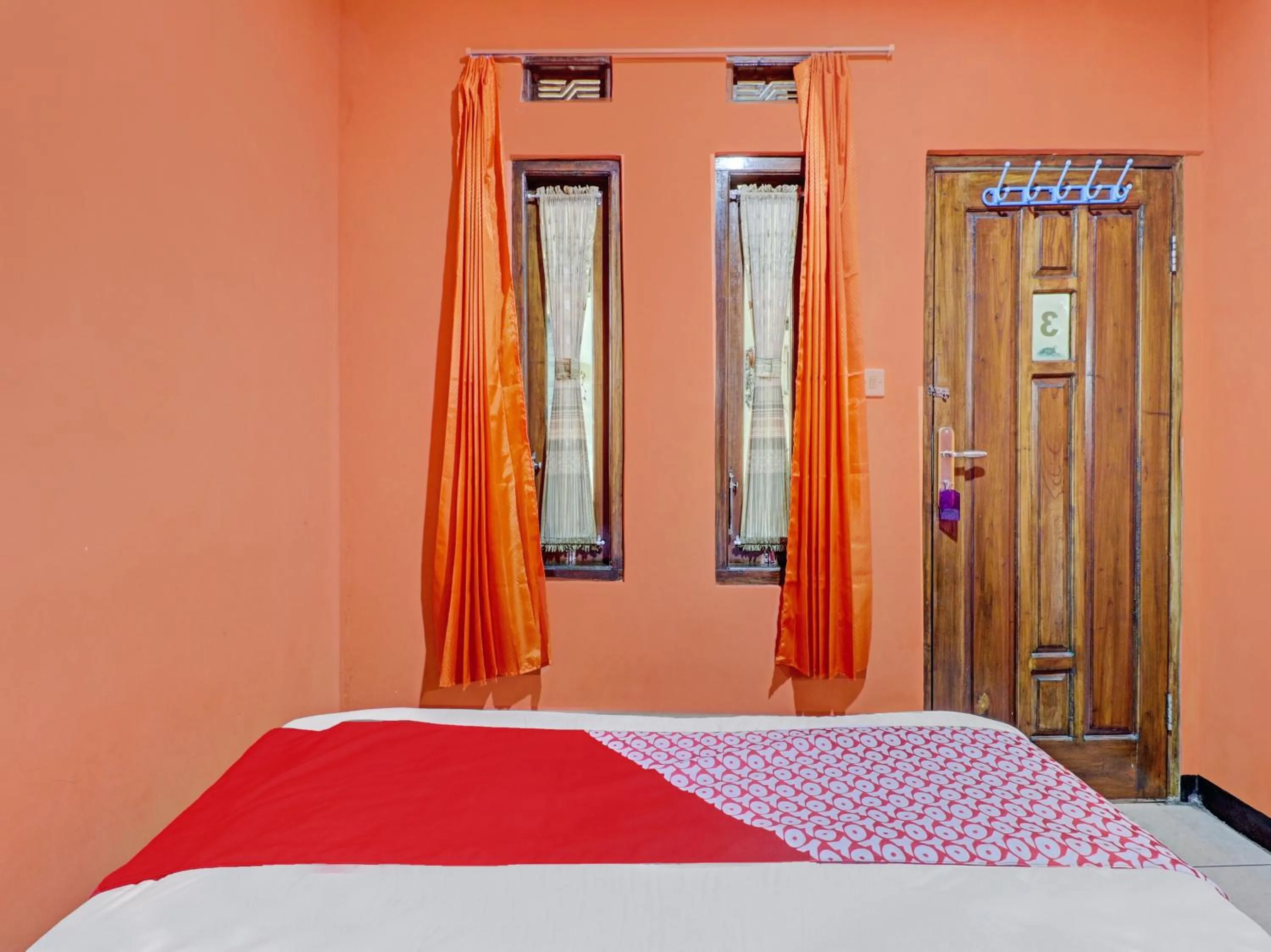 Bedroom, Bed in OYO 90454 Adinda Homestay Cibodas Lembang