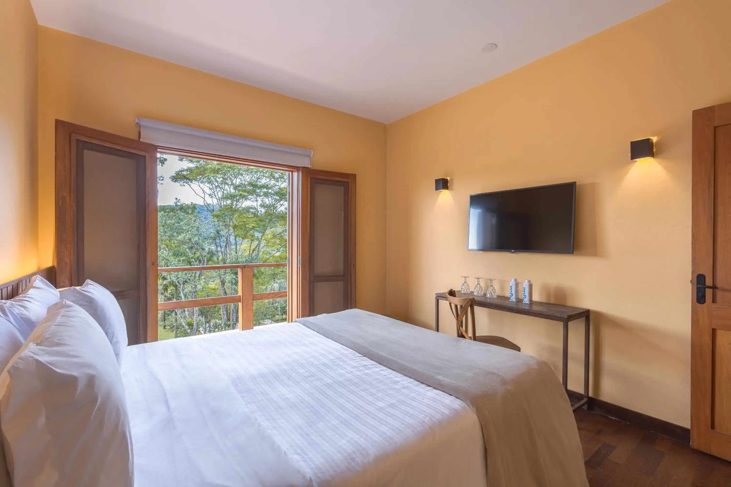 Superior Family Room in Hotel Fazenda Morros Verdes Ecolodge Superior Family Room in Hotel Fazenda Morros Verdes Ecolodge