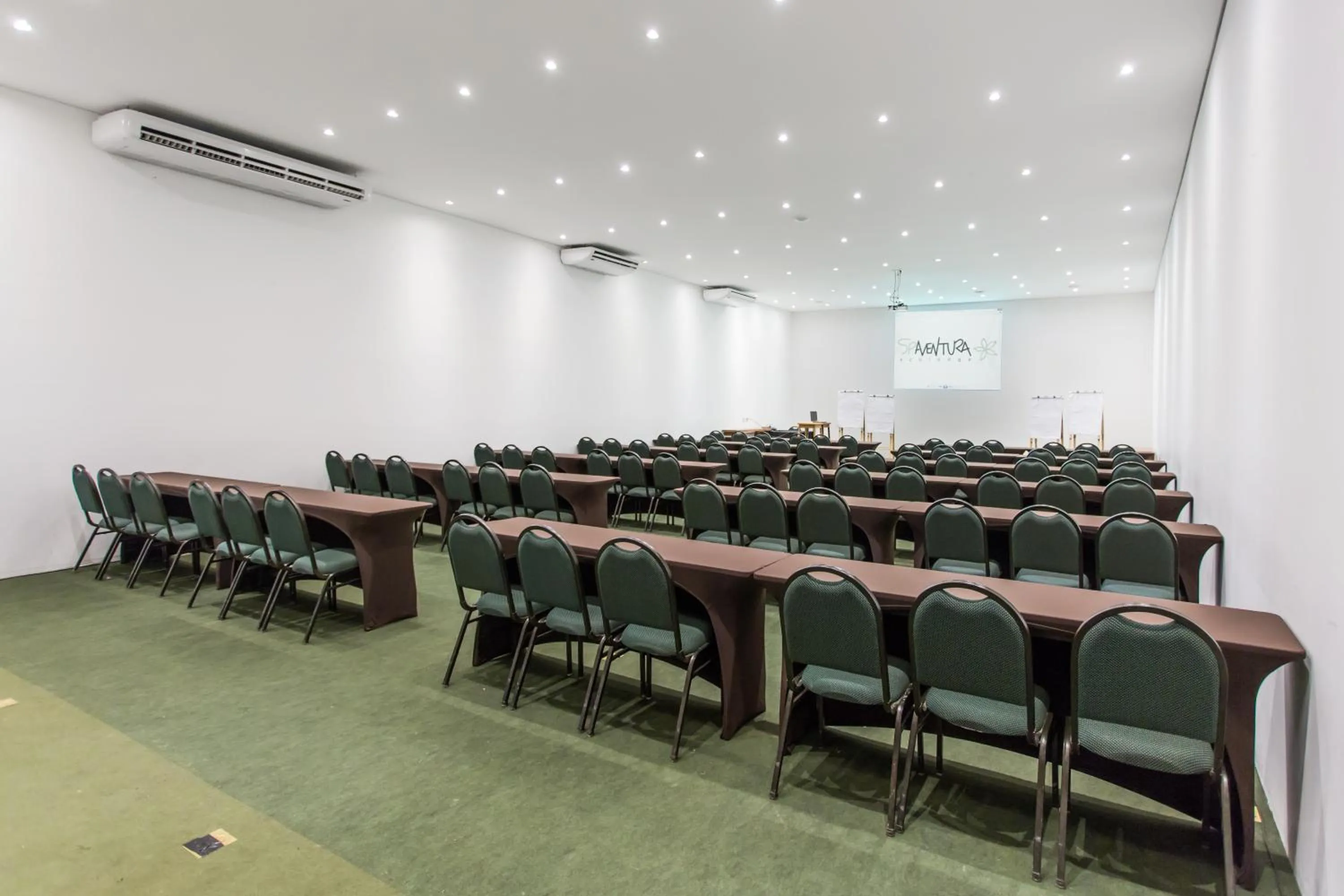 Meeting/conference room in Hotel Fazenda Morros Verdes Ecolodge