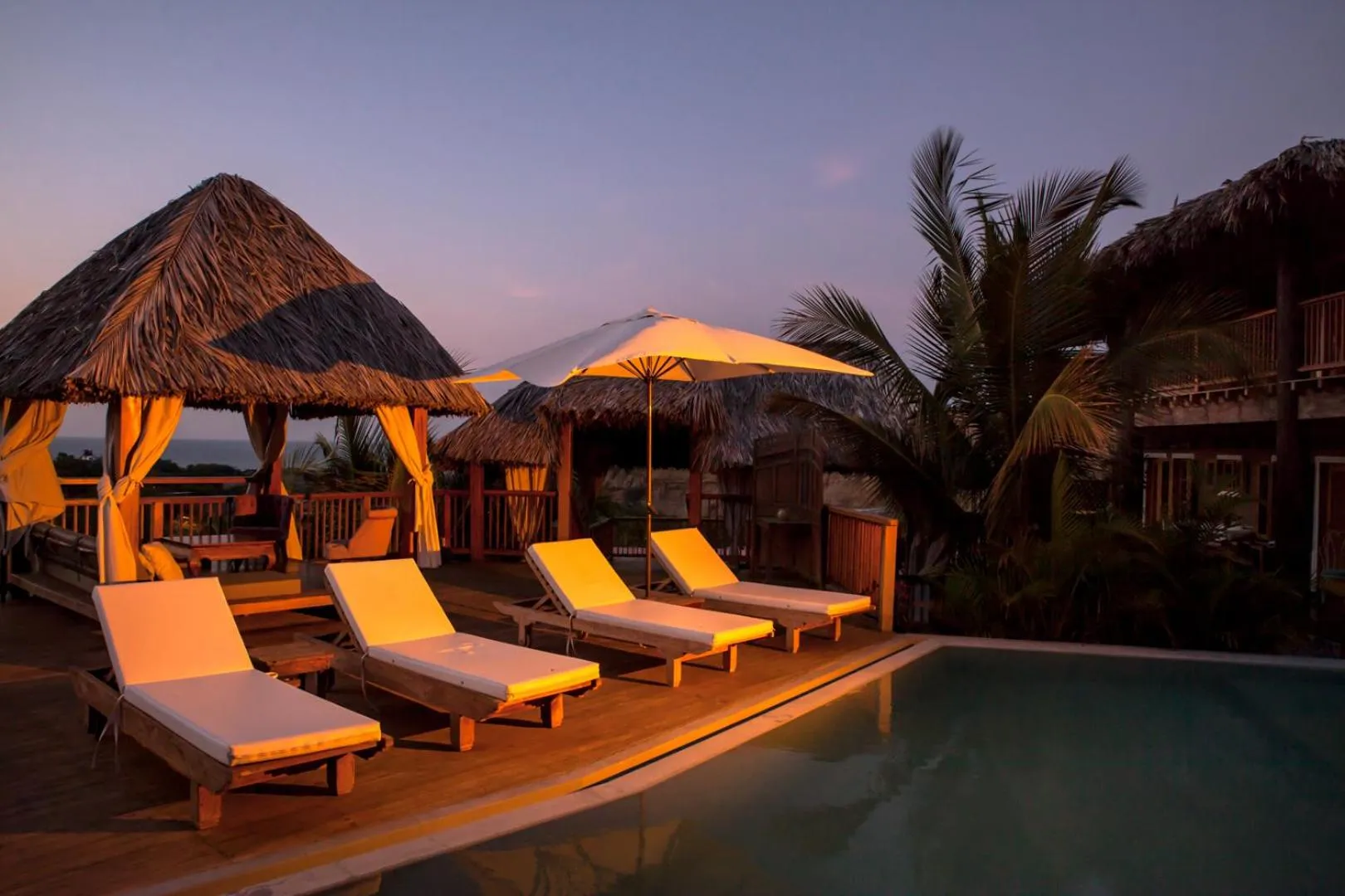 Pool view in Villa Del Sol