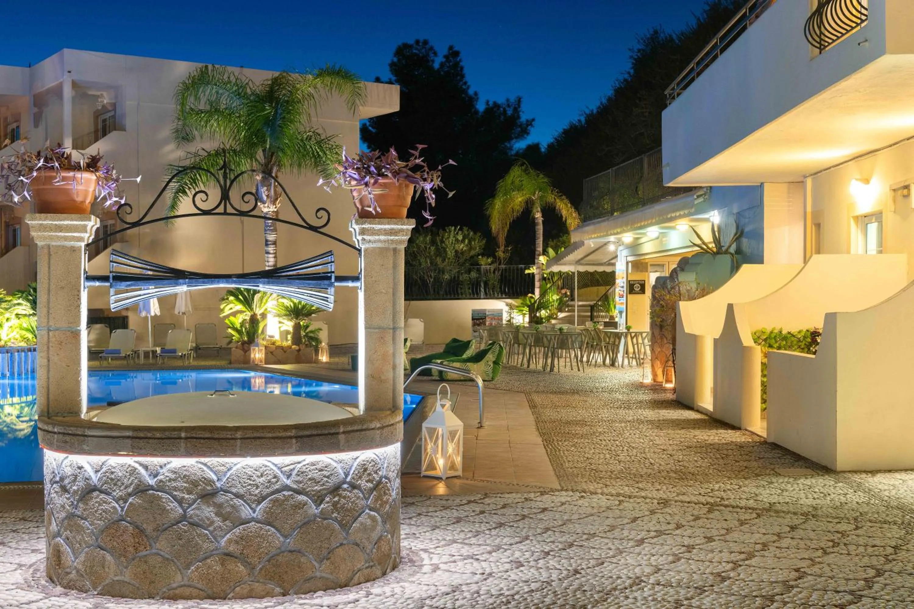 Property building in Pefkos View Apartments