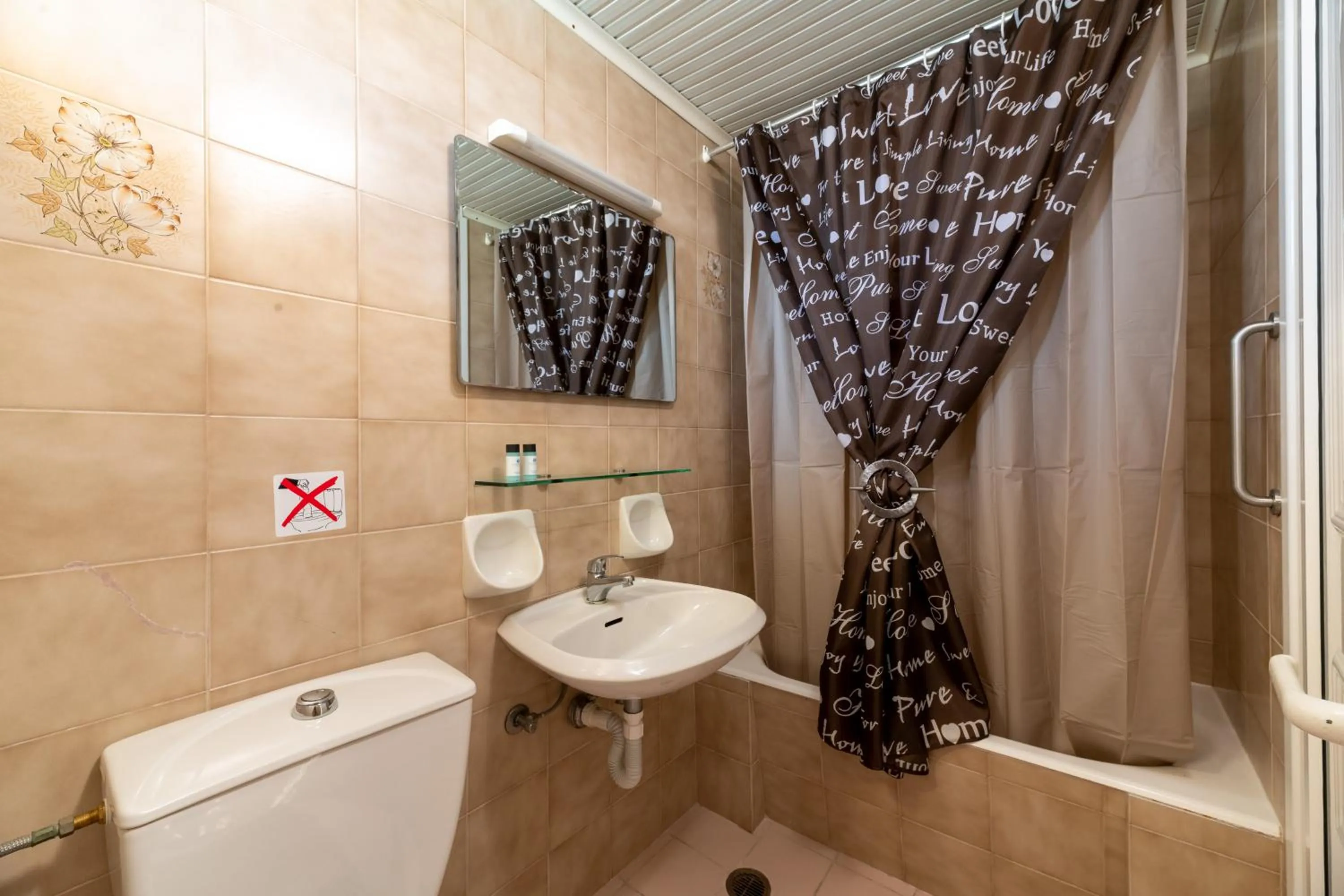 Bathroom in Pefkos View Apartments