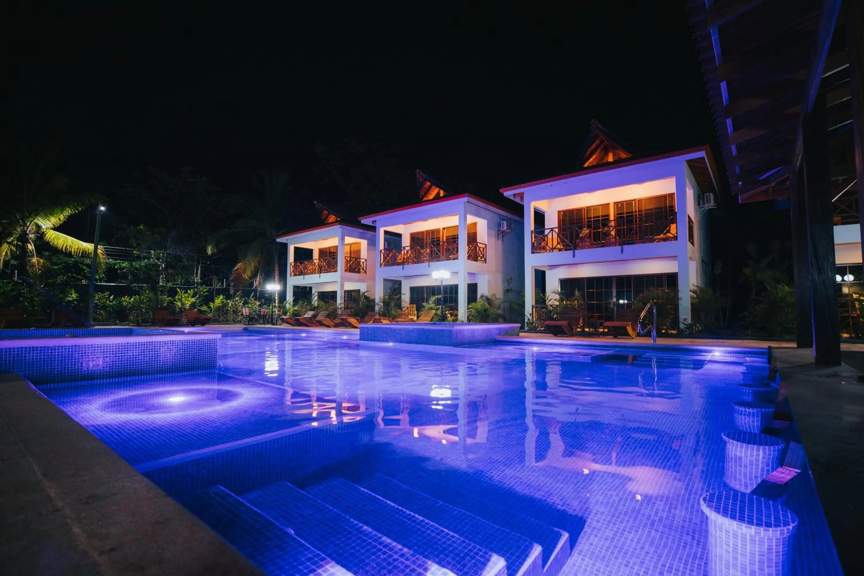 Swimming pool in Bungalows Punta Uva