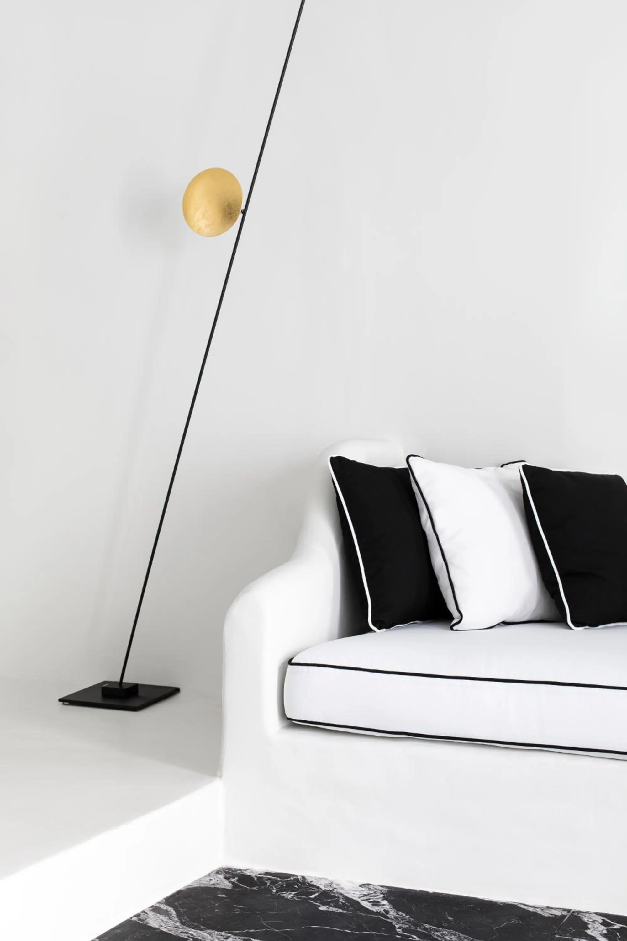 Living room, Bed in Abyss Santorini