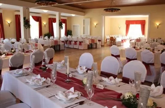 Banquet/Function facilities in Neukirchener Hof