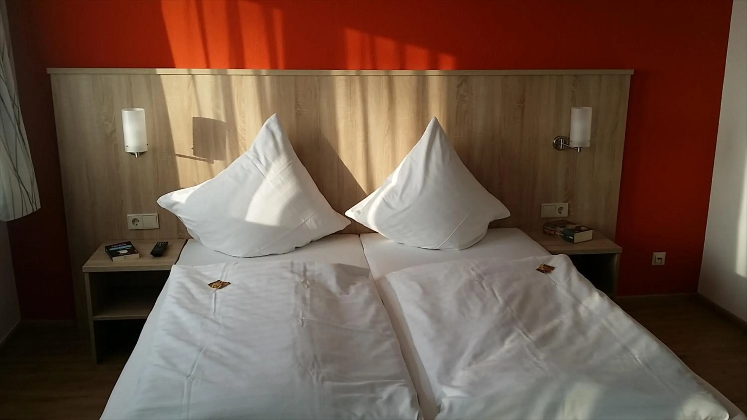 Bed in Hotel Rheinkrone