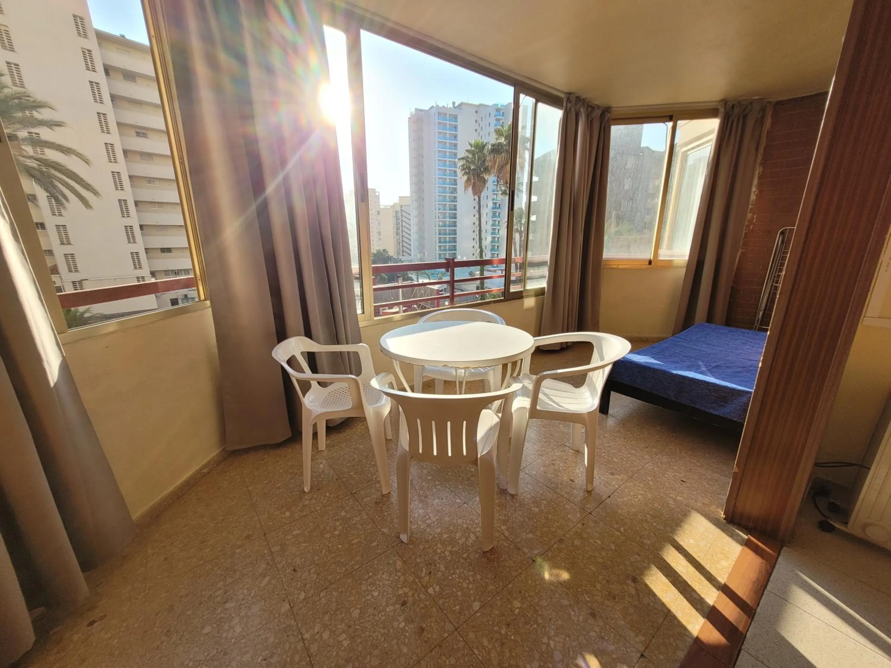 Balcony/Terrace, Bed in Europa Center-Fincas Benidorm