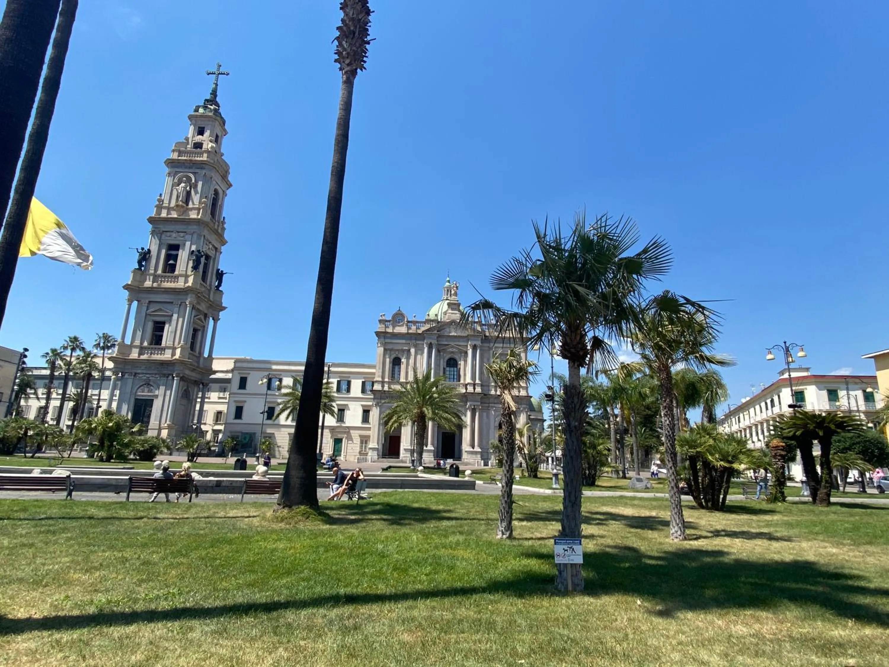 Nearby landmark in Love inn