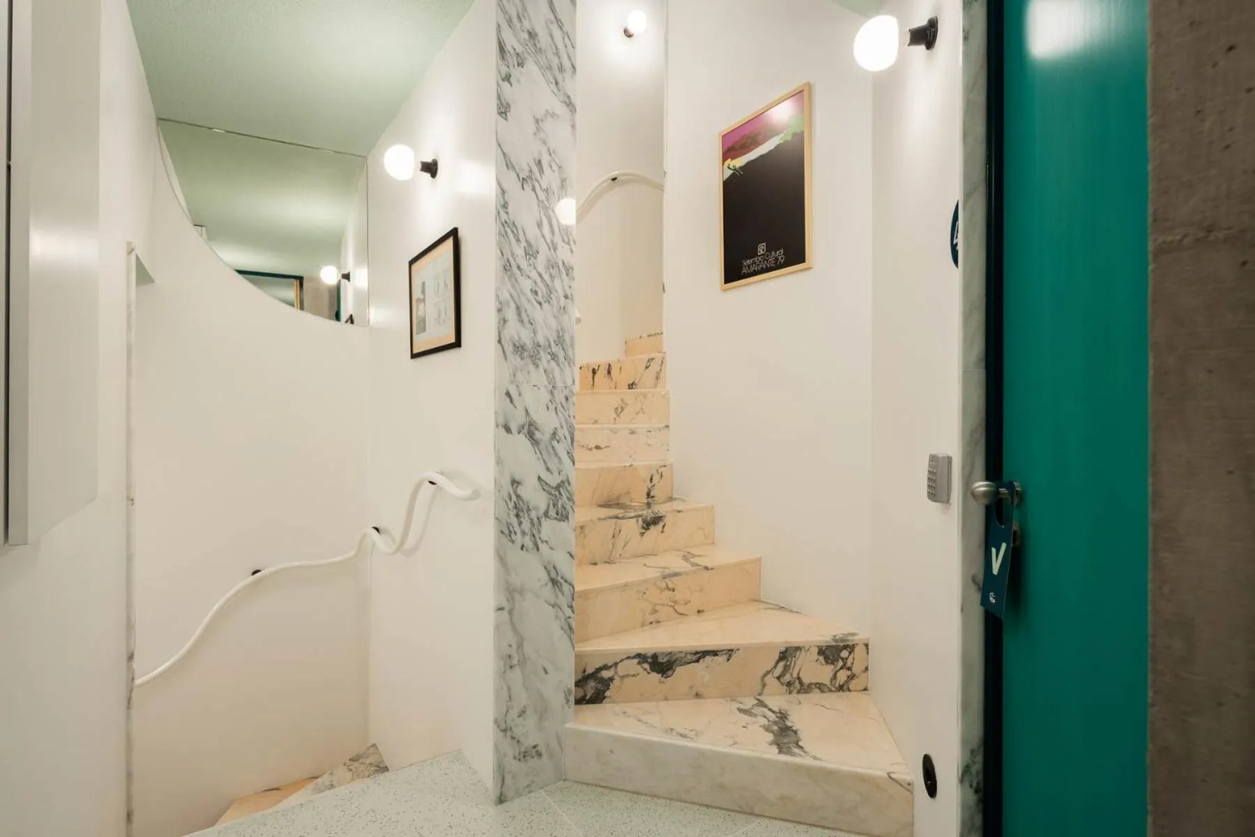 Photo of the whole room in Covelo - The Original Rooms and Suites