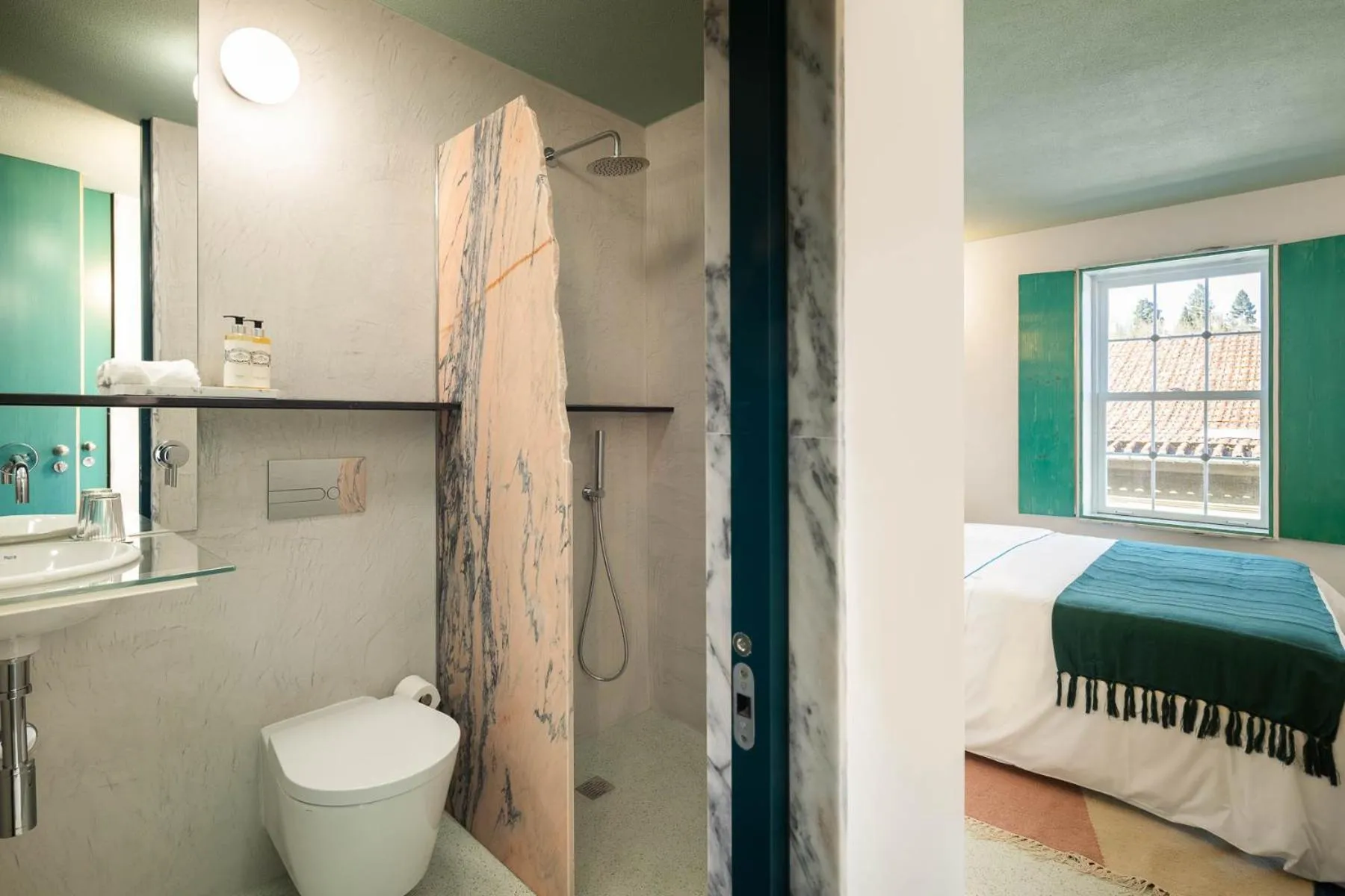 Bathroom in Covelo - The Original Rooms and Suites