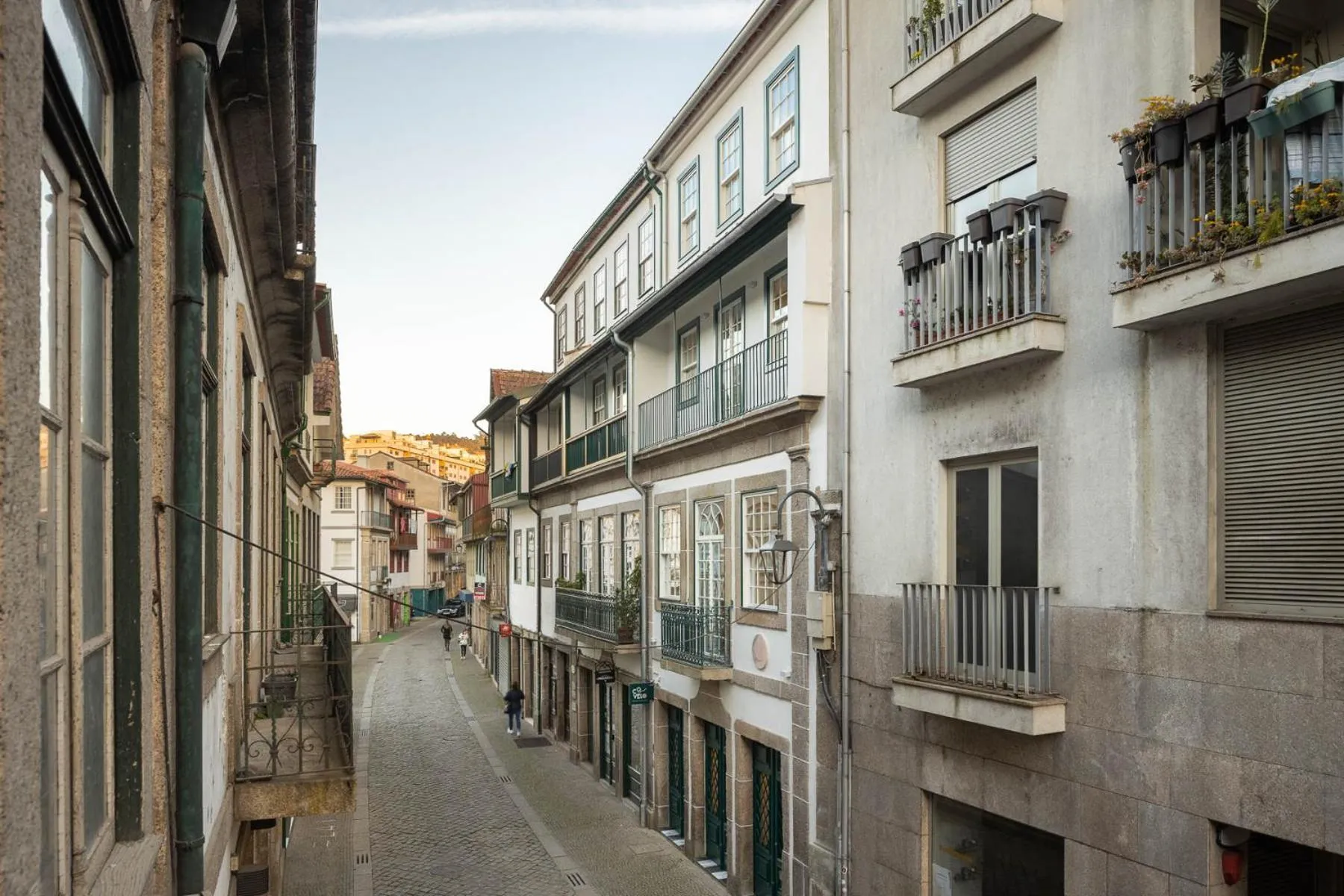 City view in Covelo - The Original Rooms and Suites