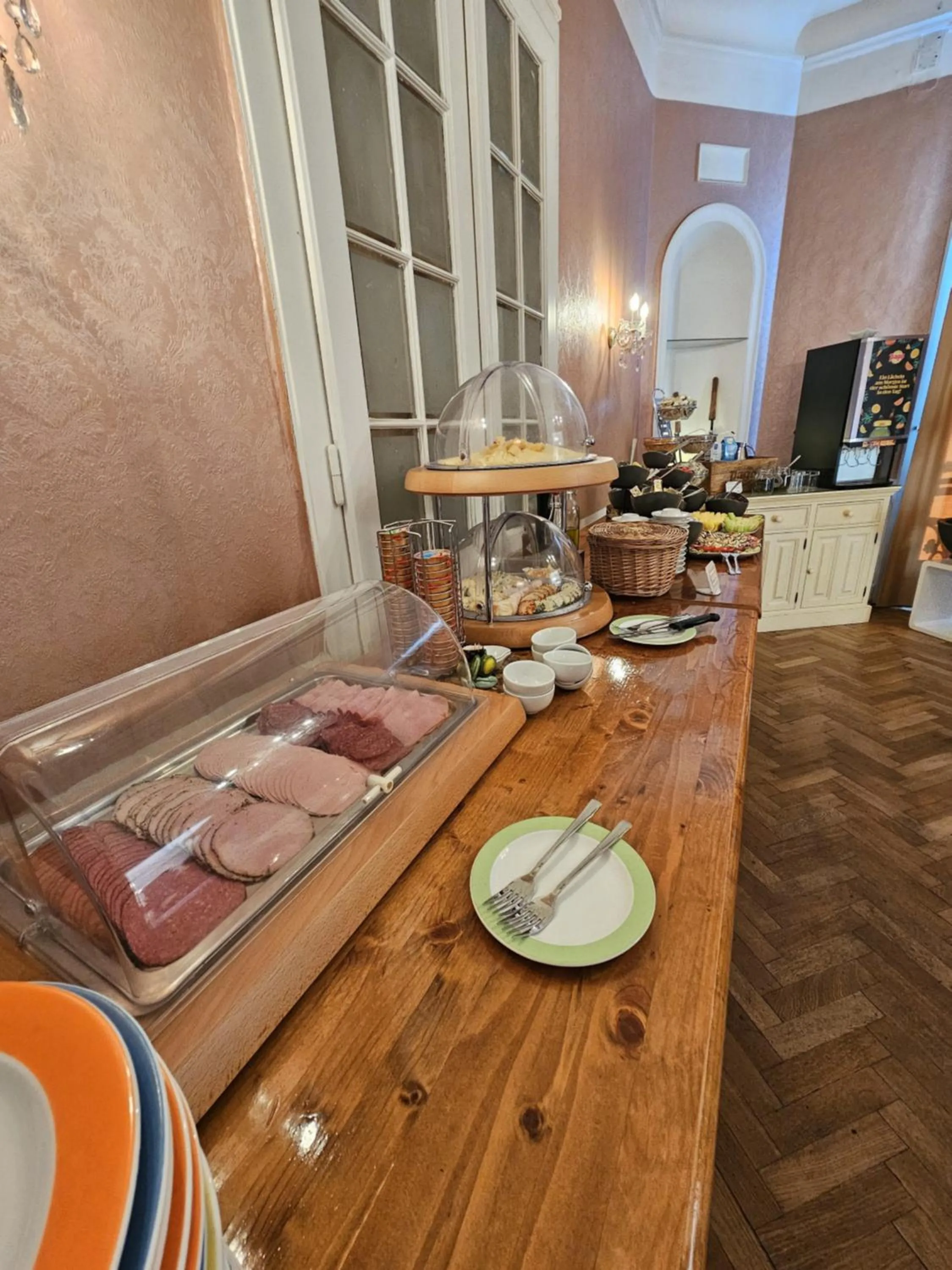 Breakfast in Hotel Pension Museum