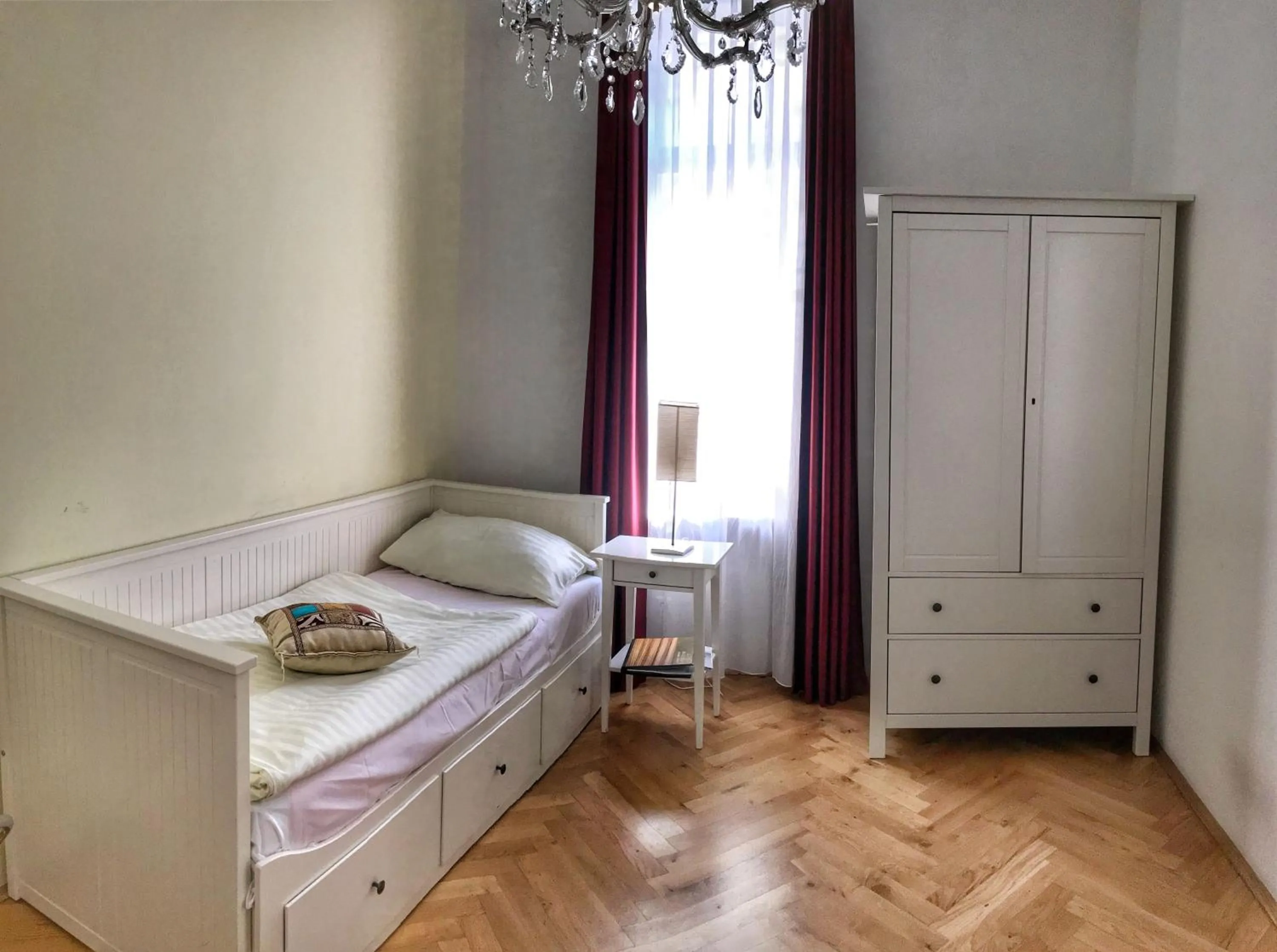 Photo of the whole room, Bed in Hotel Pension Museum