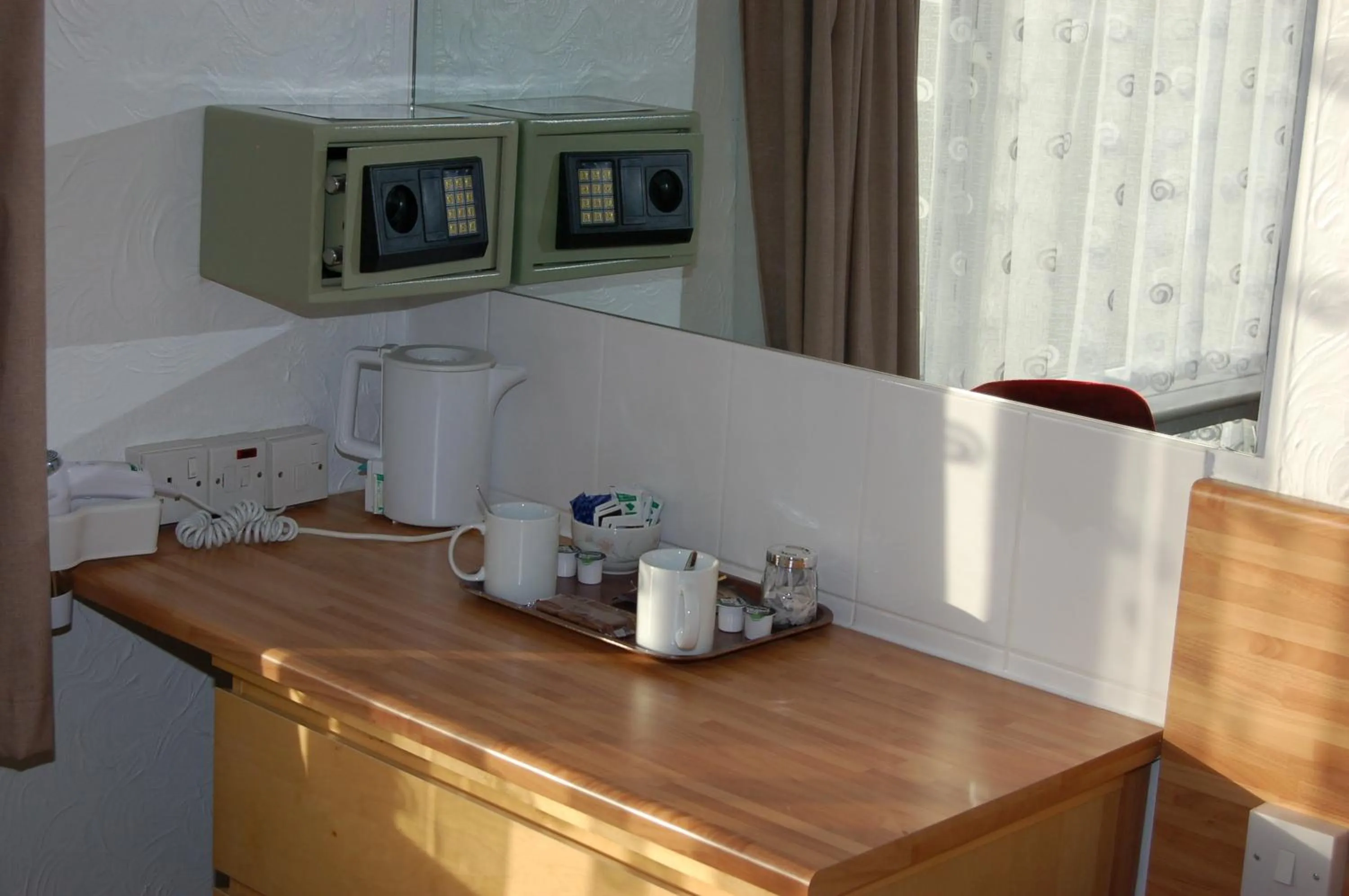 Coffee/tea facilities in The Wight
