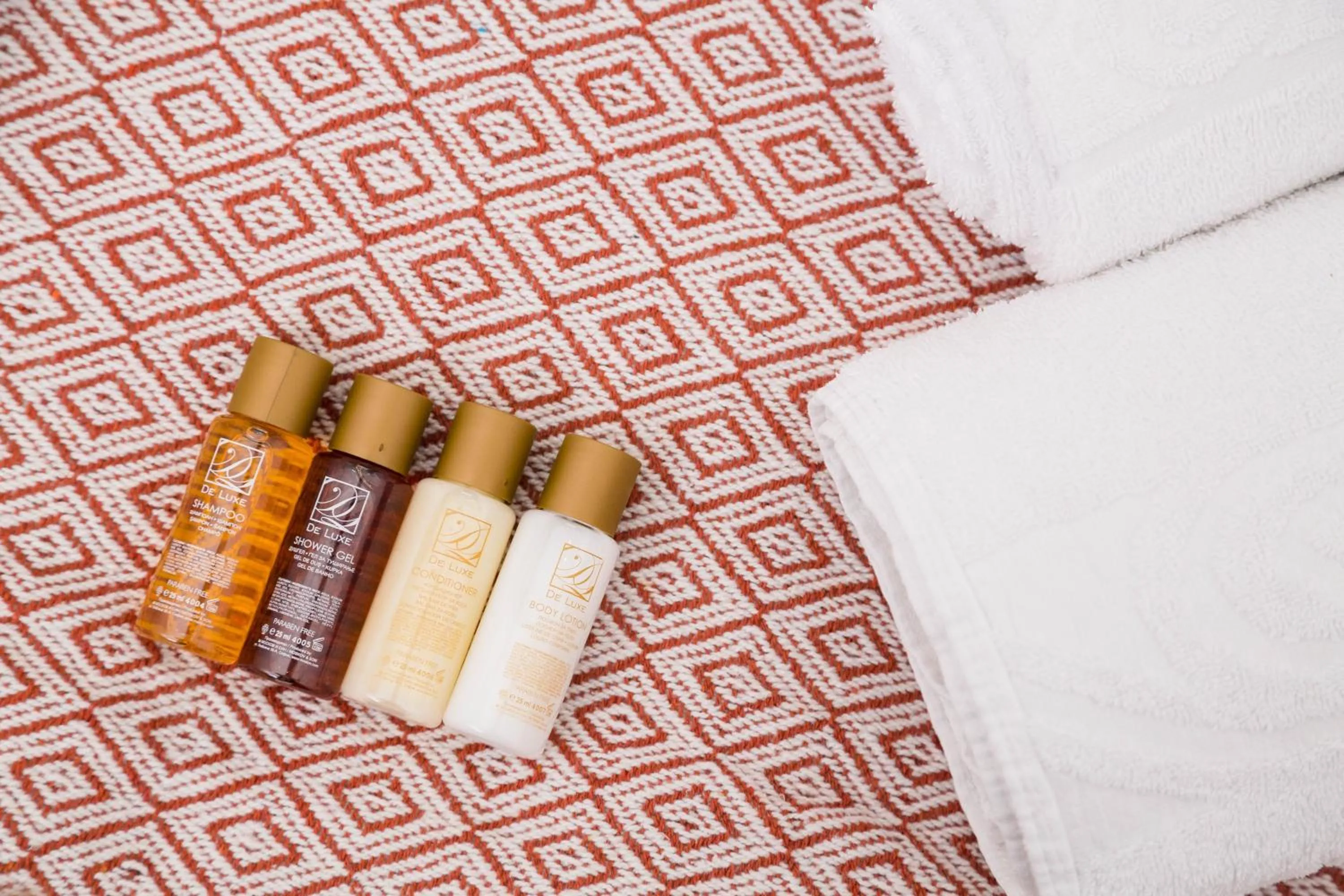 Bed in Manchester Apartments by BEVOLVE - Free Parking