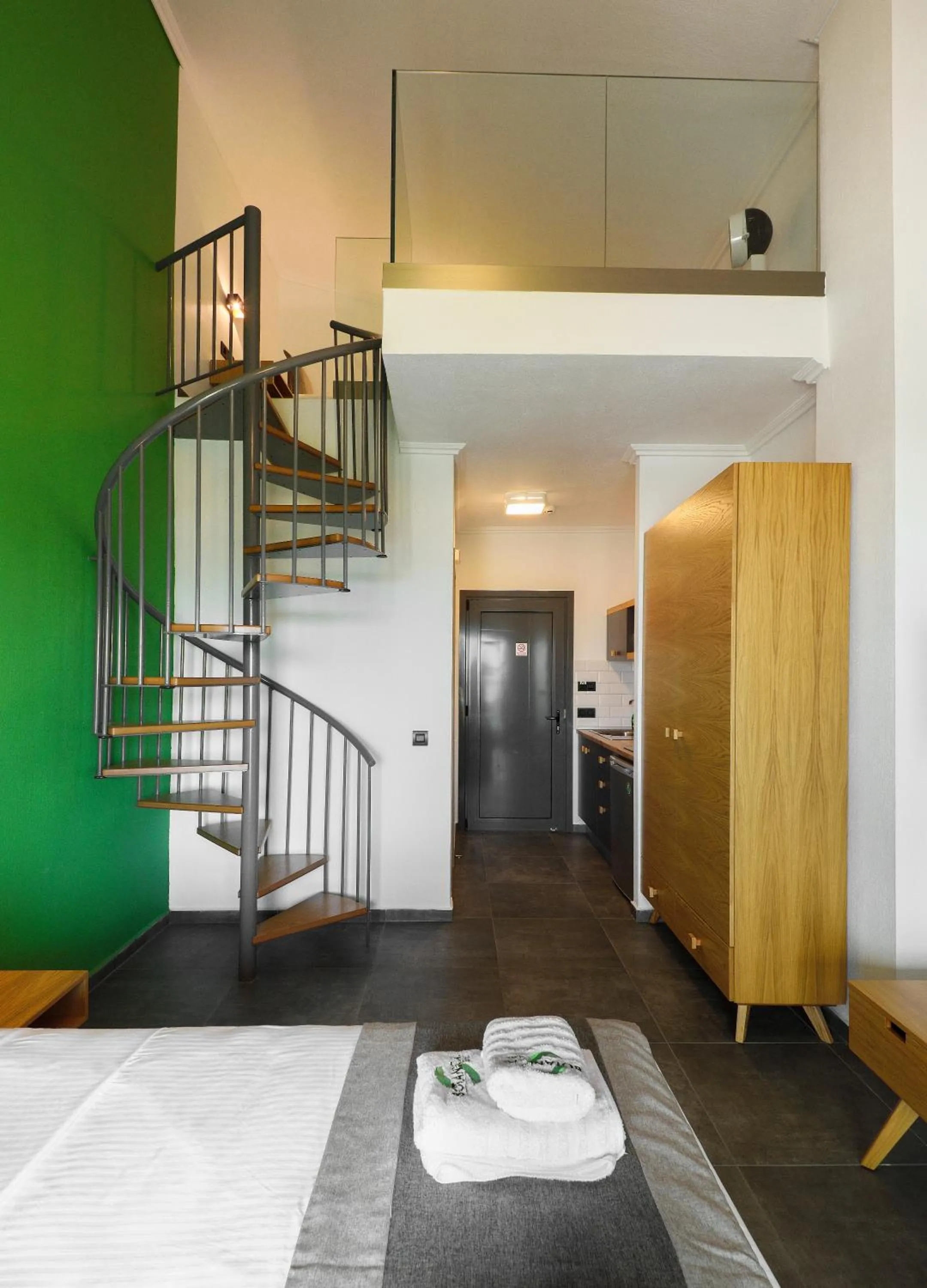 Botanica Luxury Suites