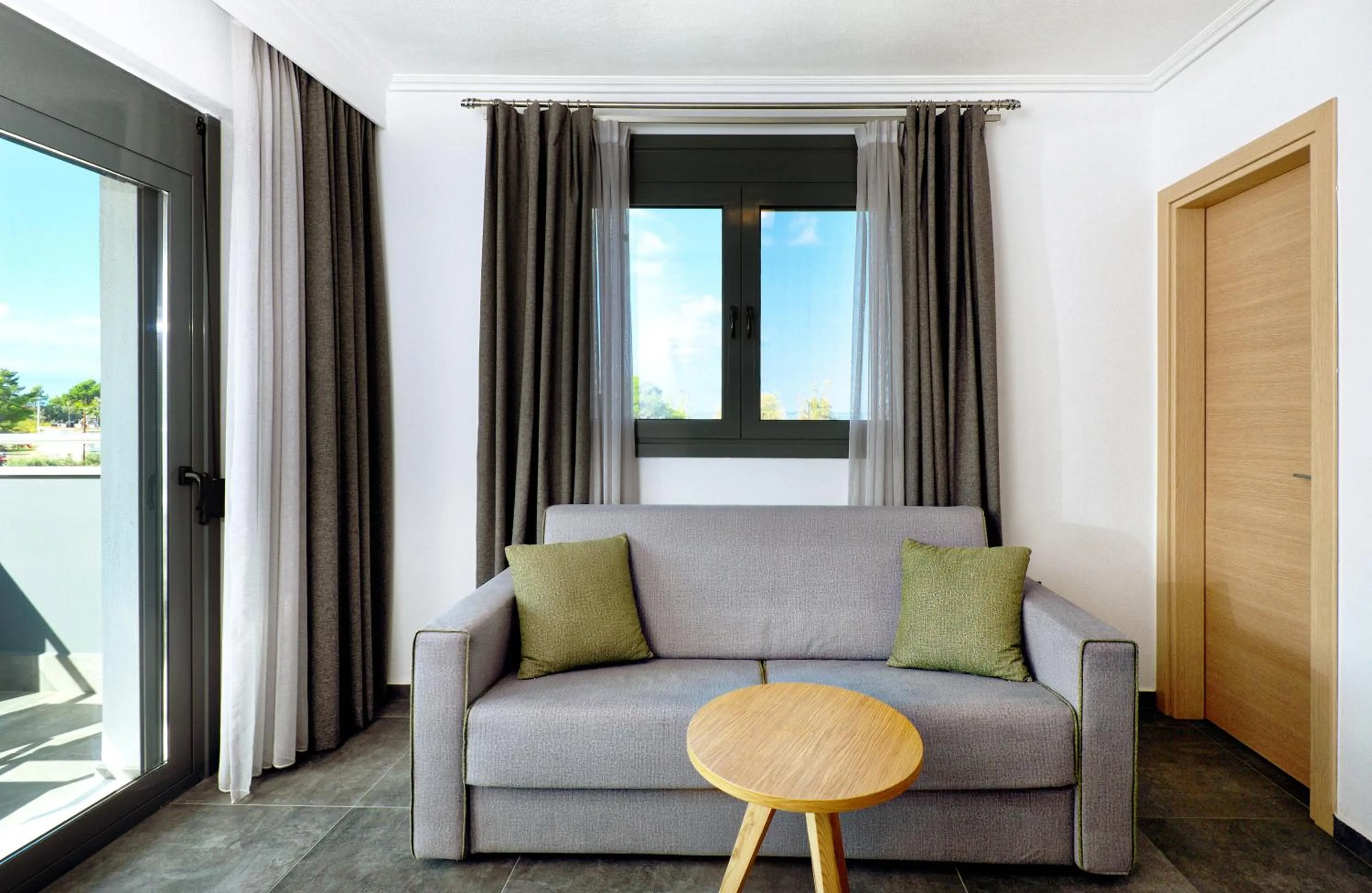 Botanica Luxury Suites