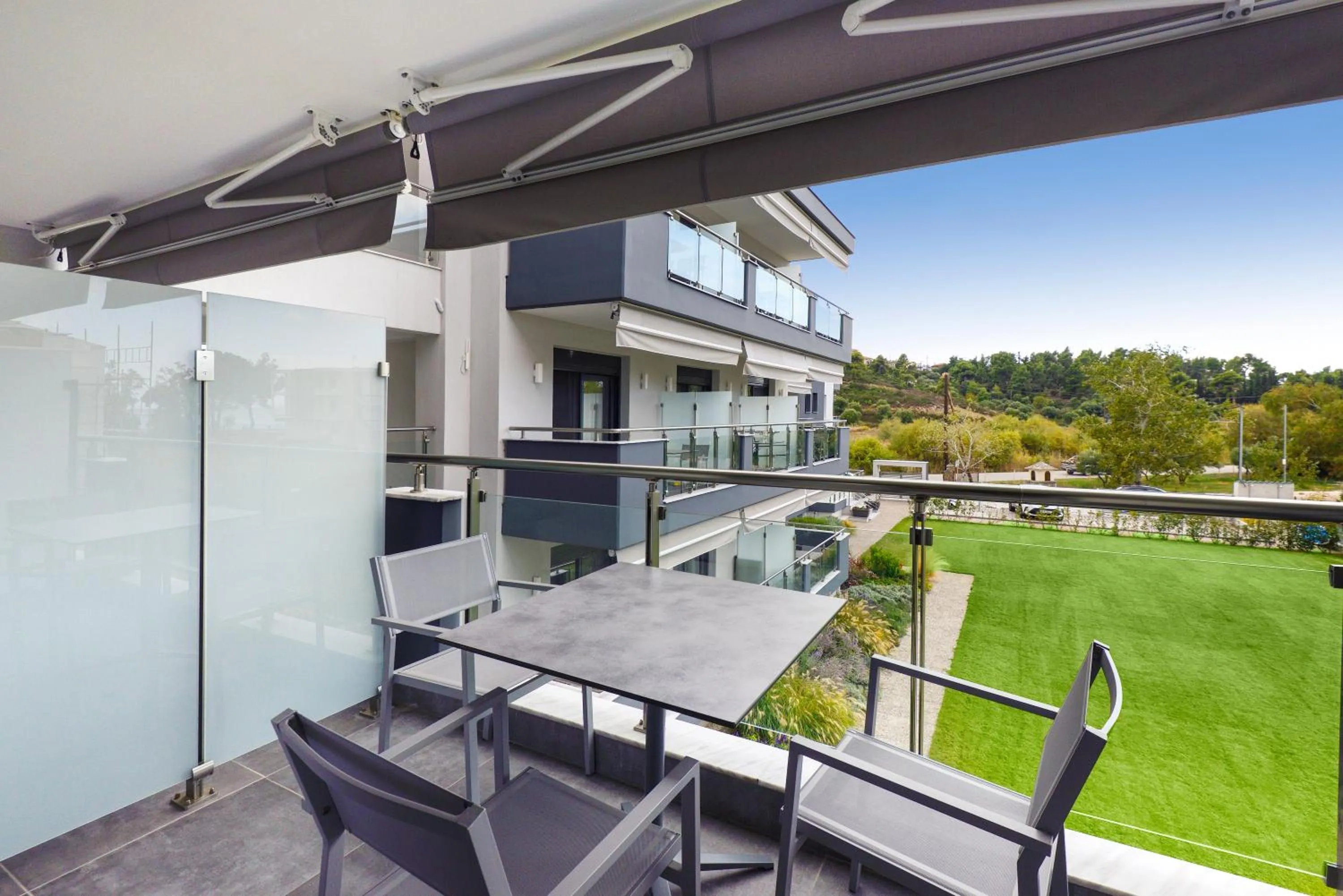 Botanica Luxury Suites