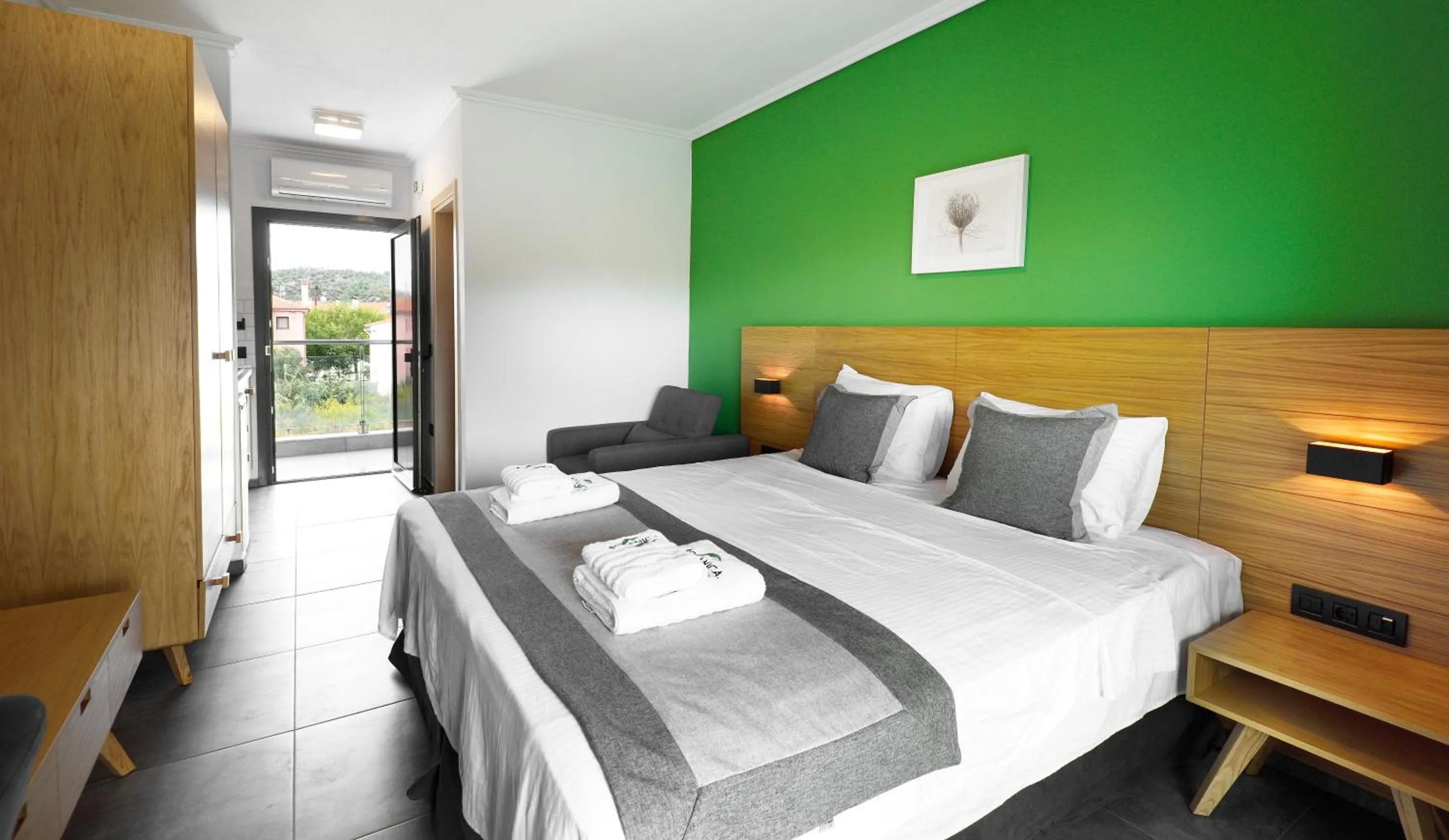 Botanica Luxury Suites