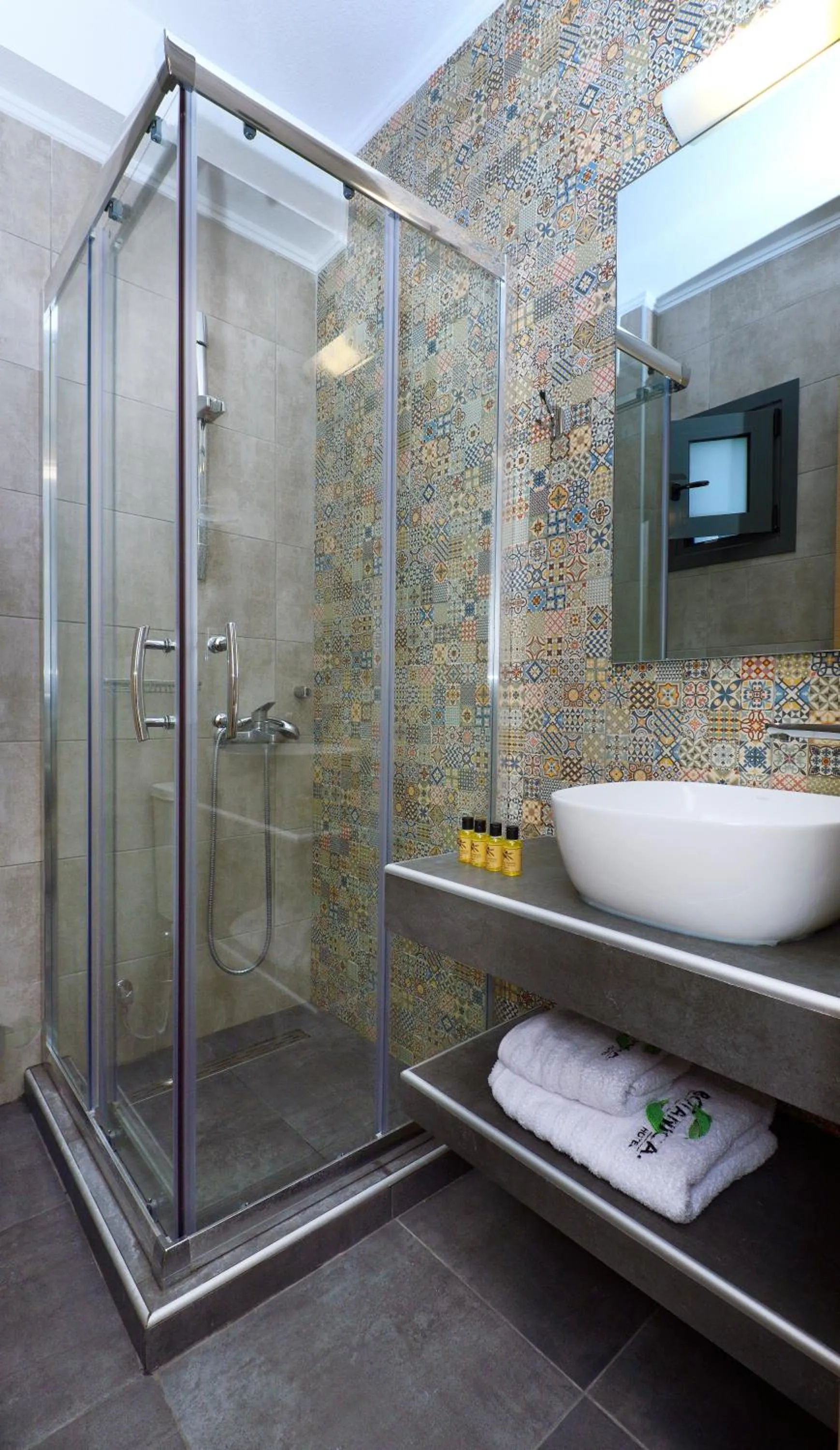 Botanica Luxury Suites