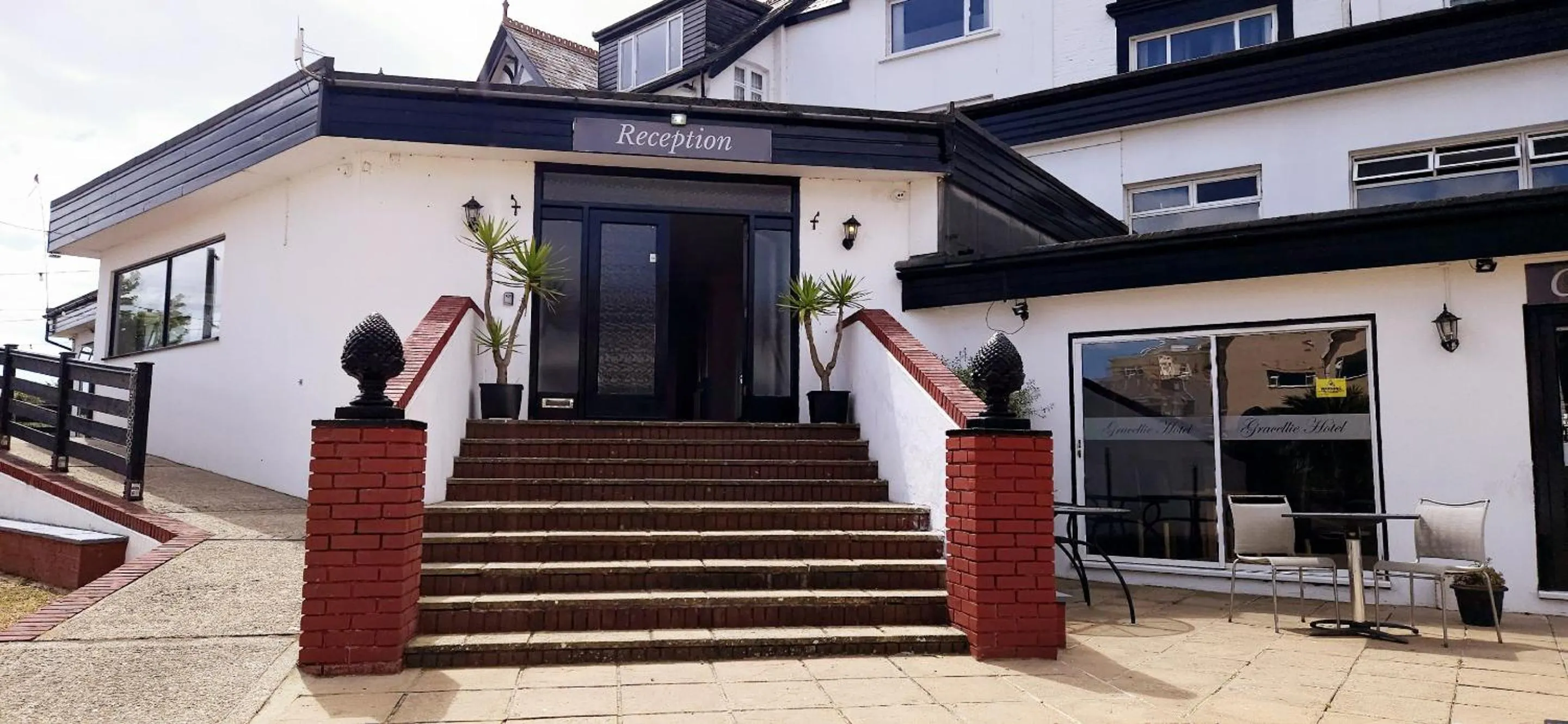 Lobby or reception in Sunrise Hotel