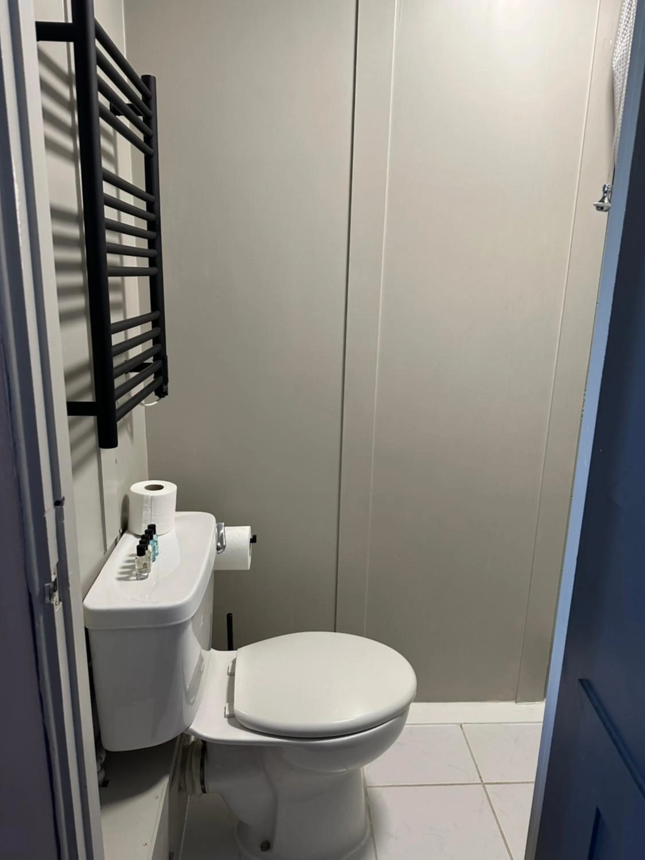 Bathroom in The Q Hotel