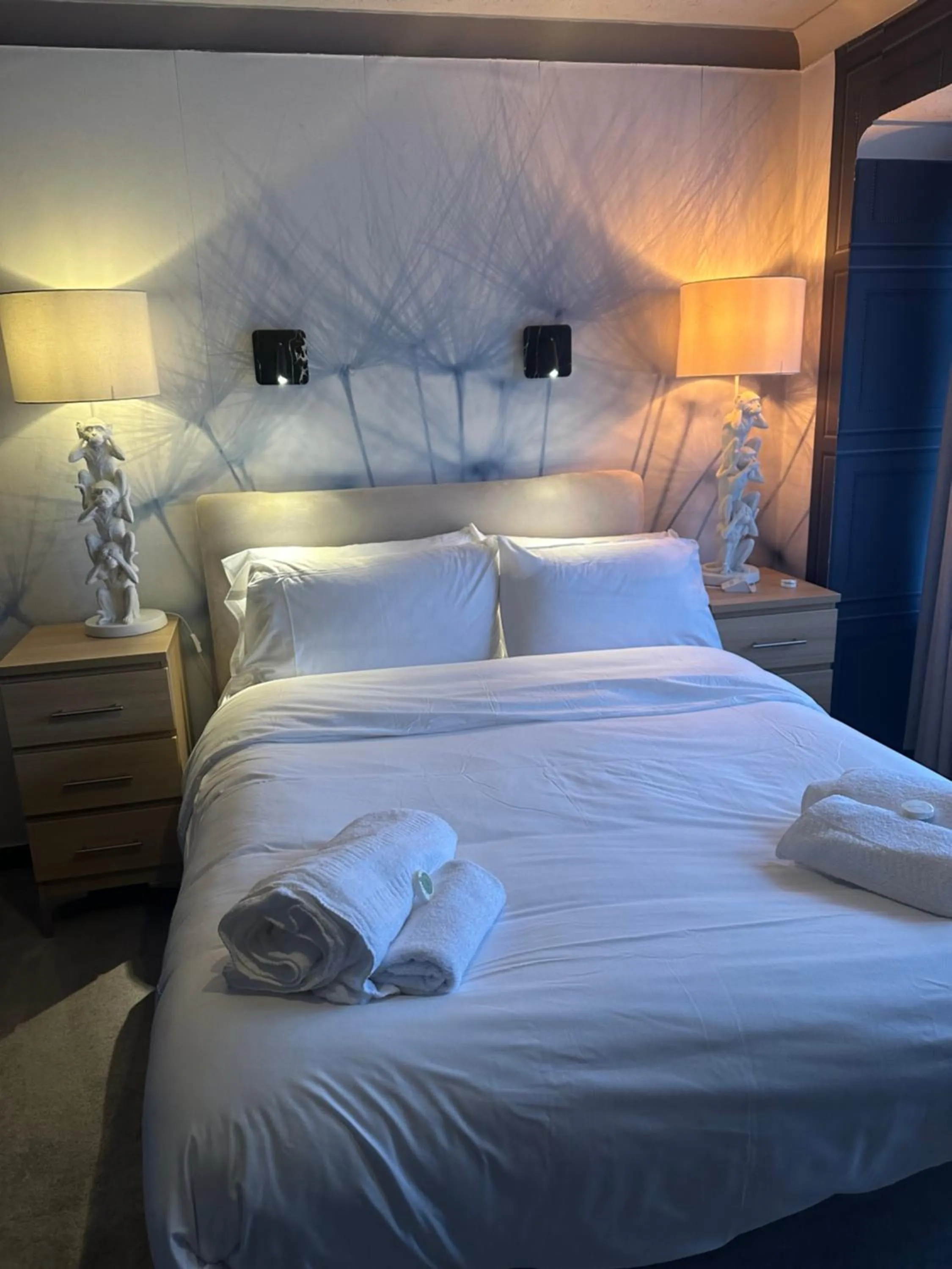 Bedroom, Bed in The Q Hotel