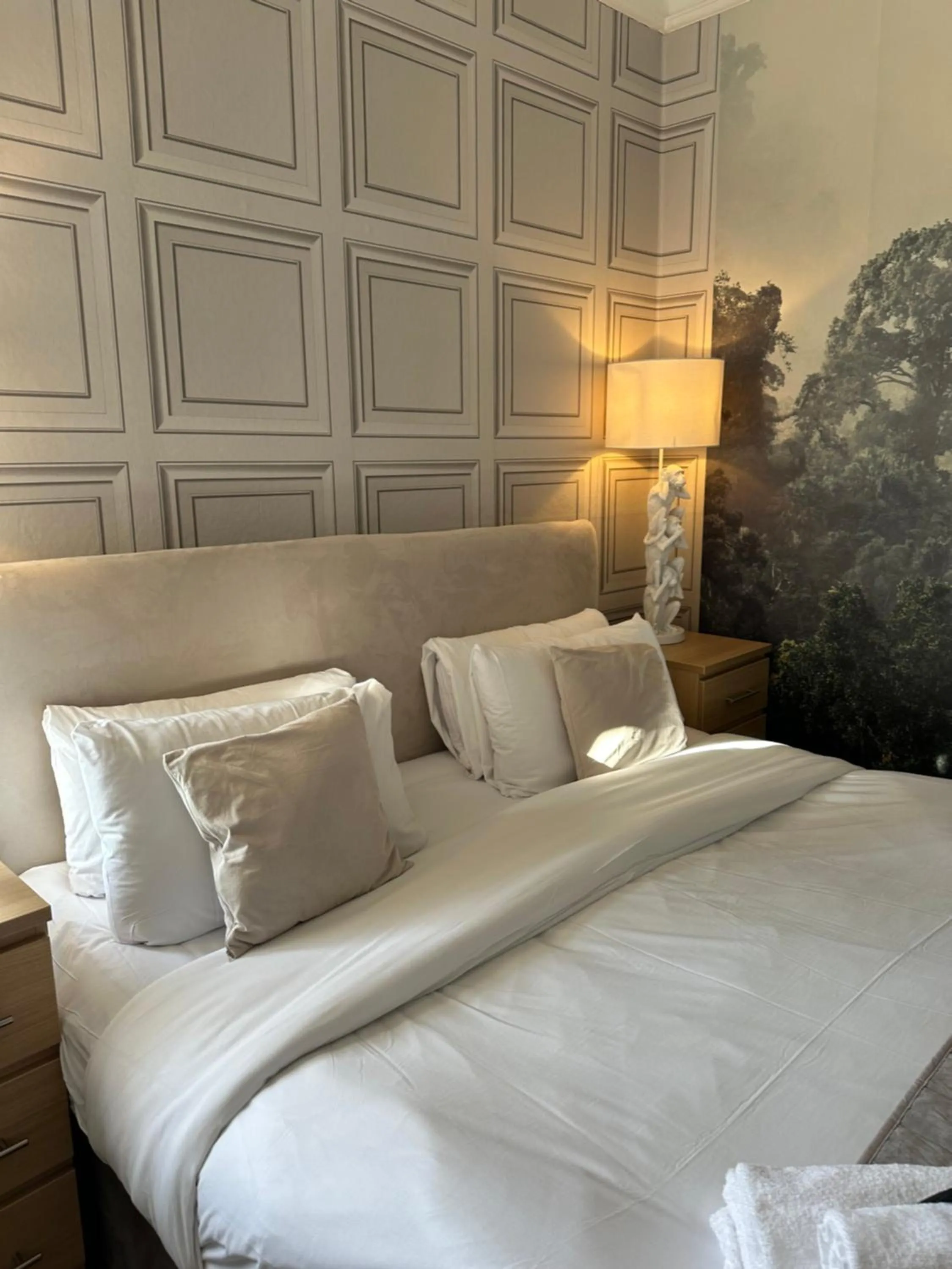 Bedroom, Bed in The Q Hotel