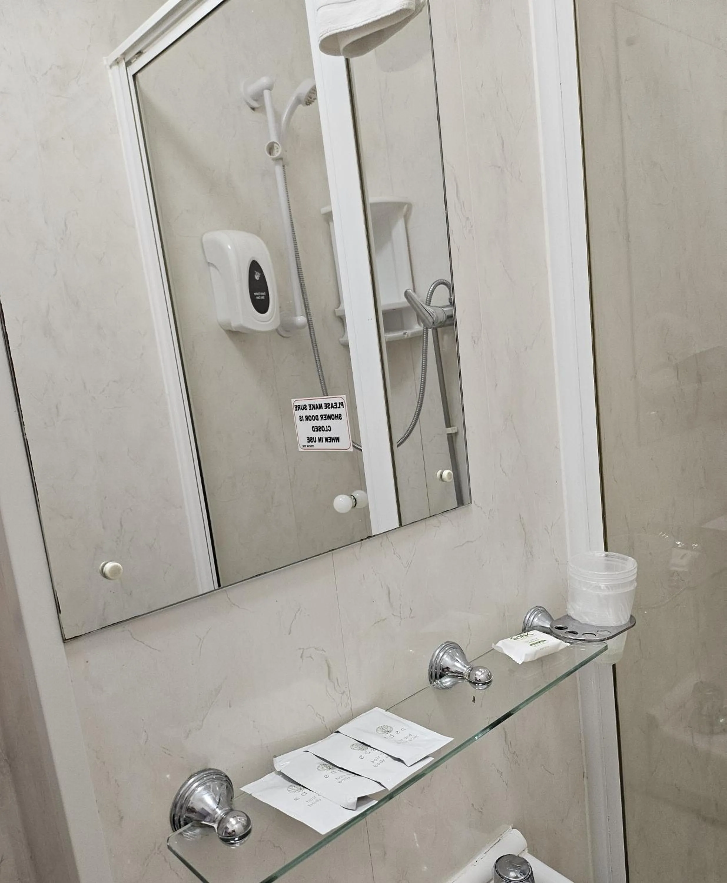 Shower in The Blenheim Mount Hotel