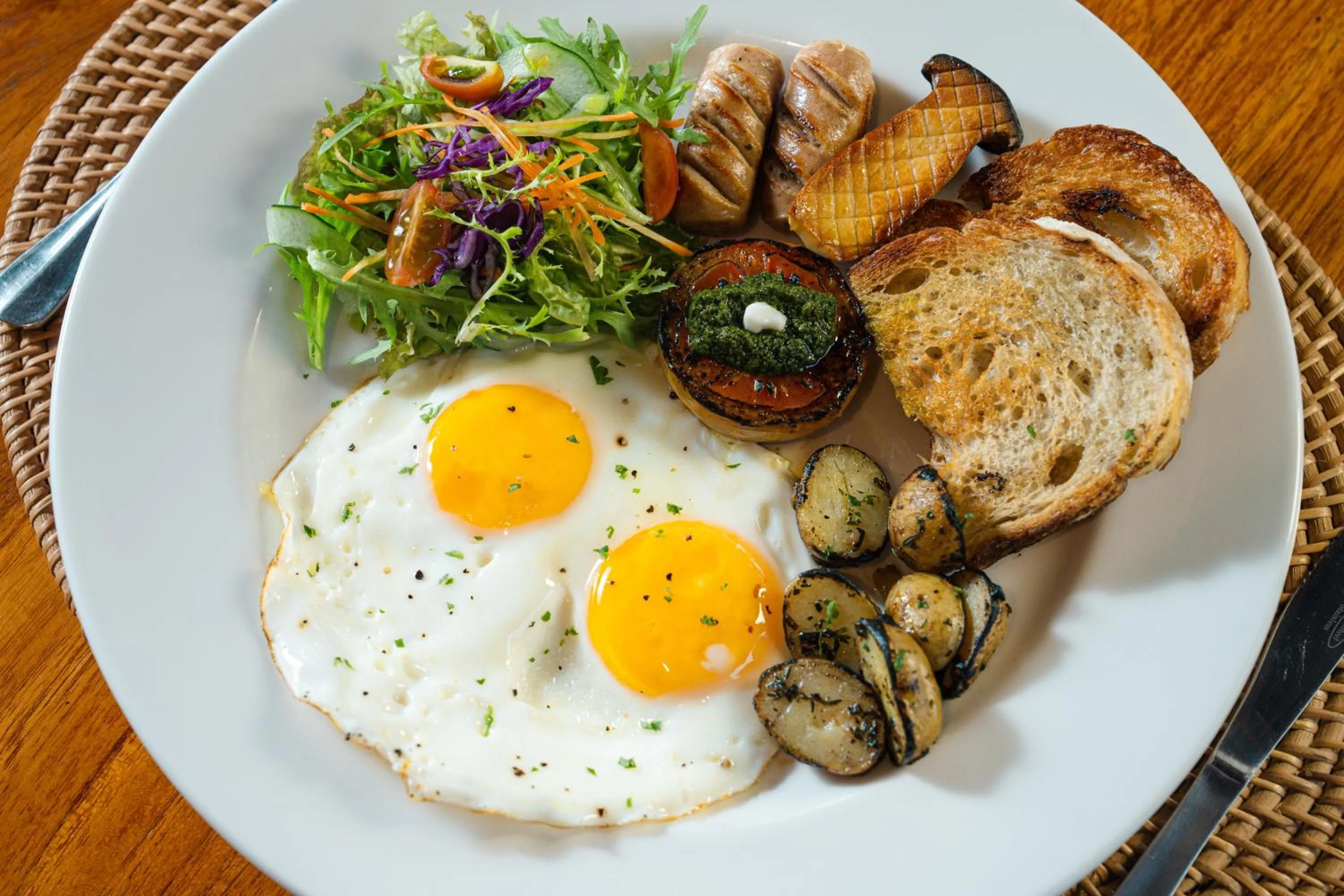 Breakfast in Puri Andong Villa