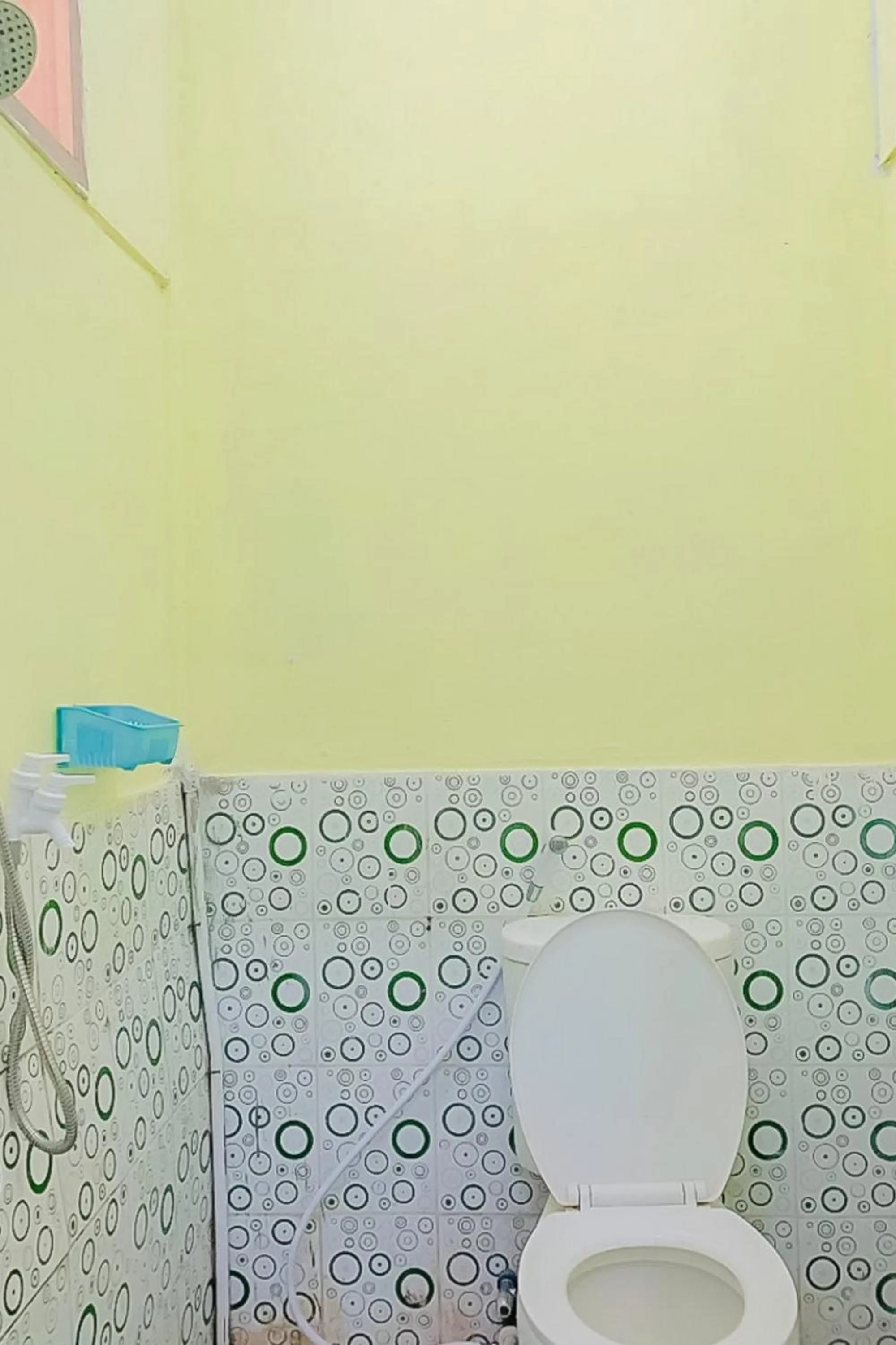 Bathroom in AA BUNGSU Syariah Balekambang Ciletuh Sukabumi RedPartner