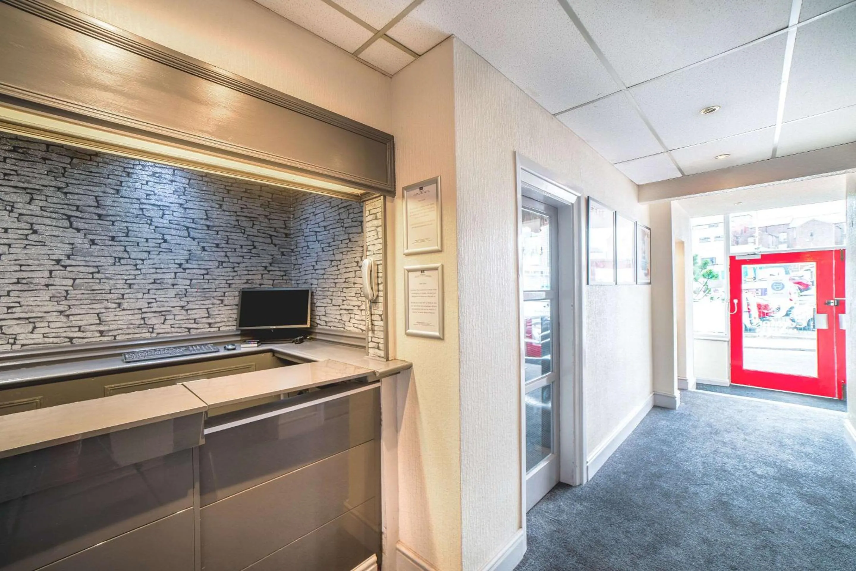 Lobby or reception in Comfort Inn Blackpool Gresham