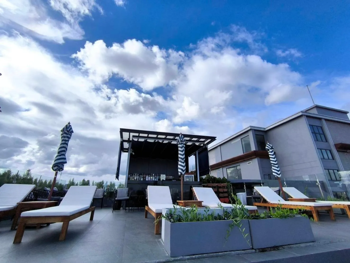 Swimming pool in Ayathorn Bangkok