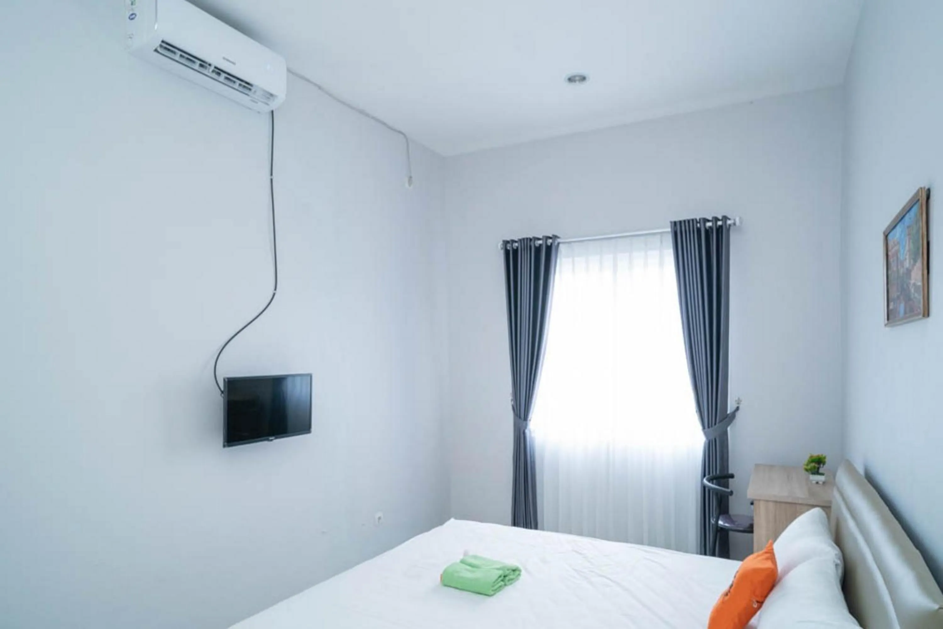 KoolKost near Taman Budaya Sentul