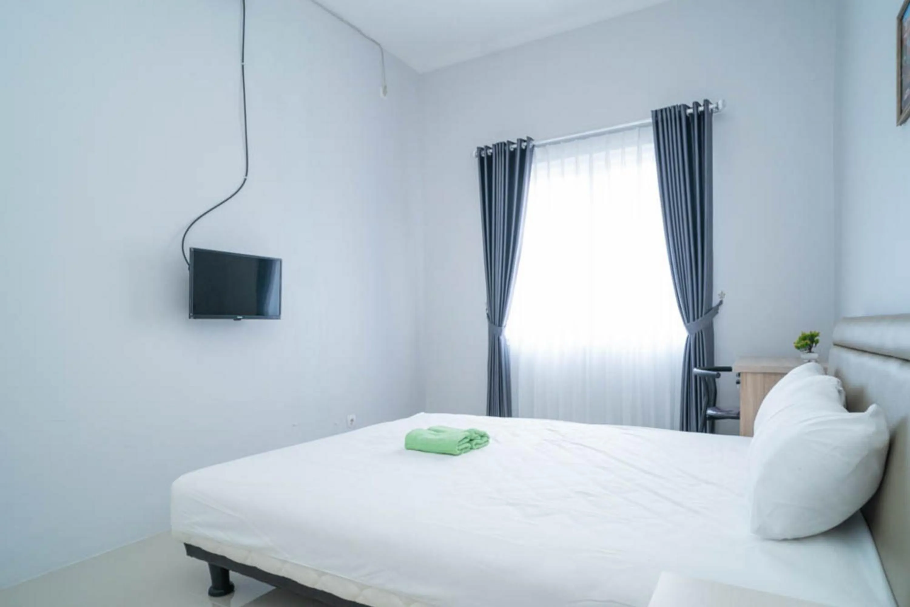 KoolKost near Taman Budaya Sentul