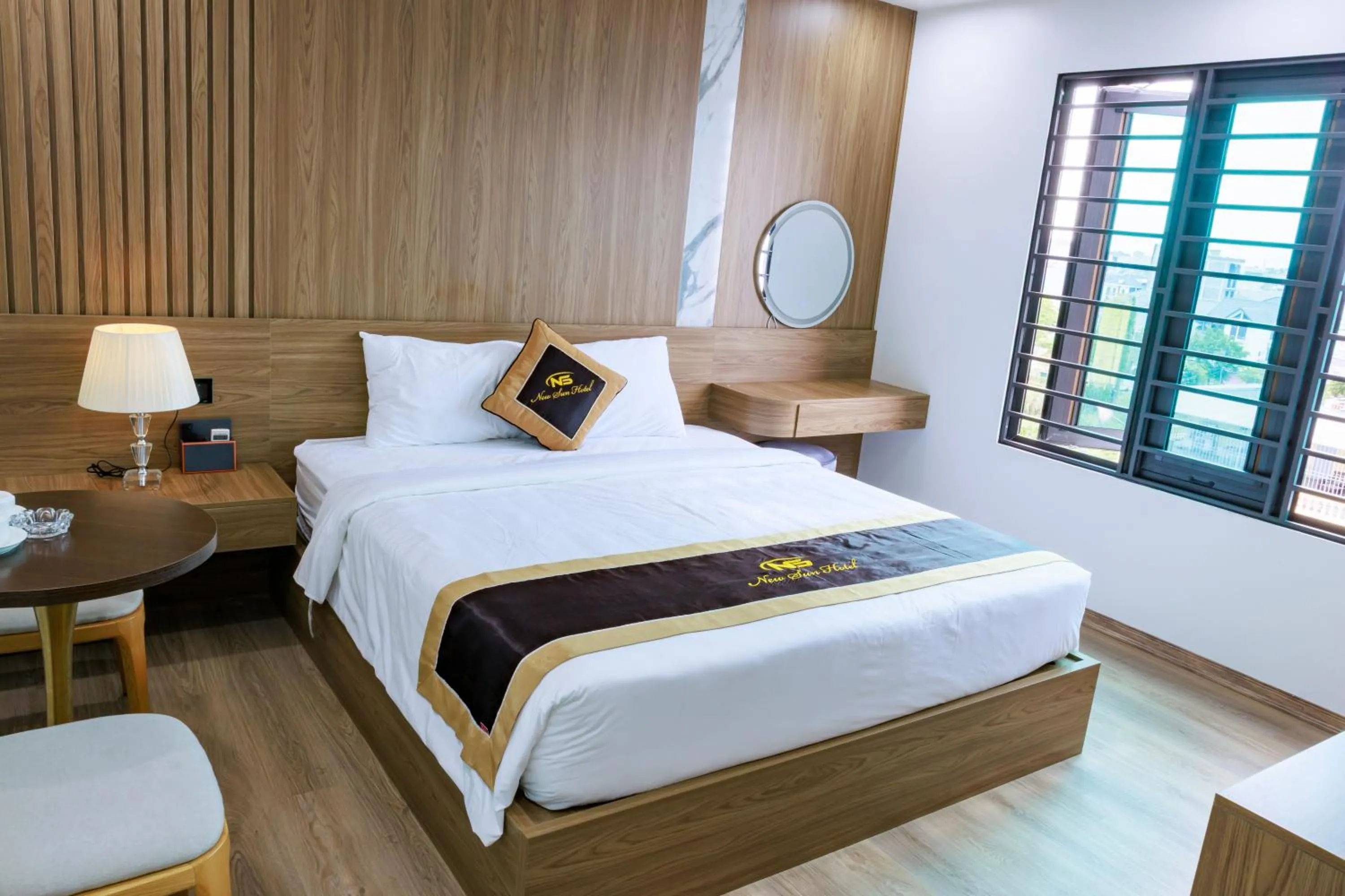 Photo of the whole room, Bed in New Sun Móng Cái Hotel