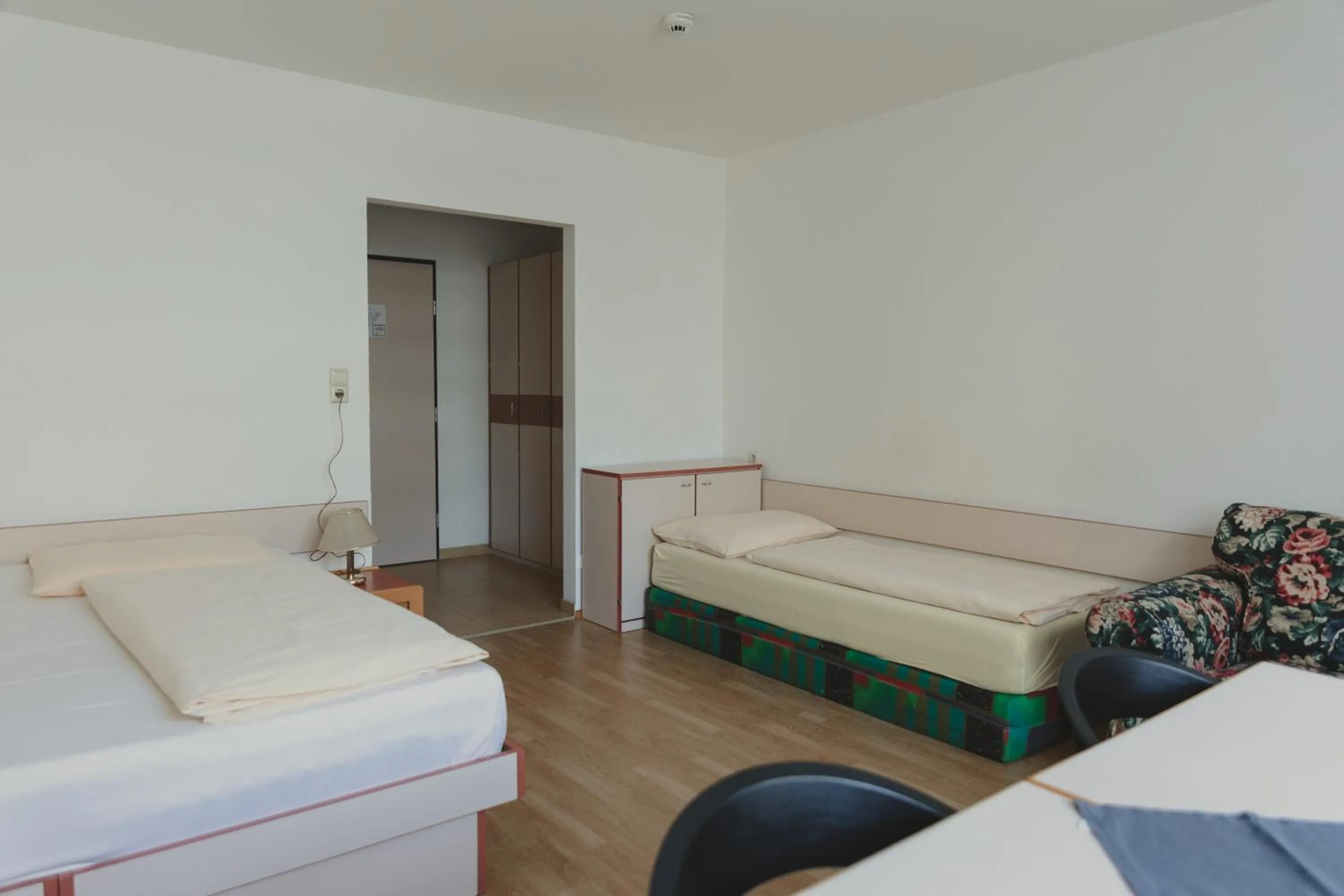 Photo of the whole room, Bed in Sommerhotel Karwendel