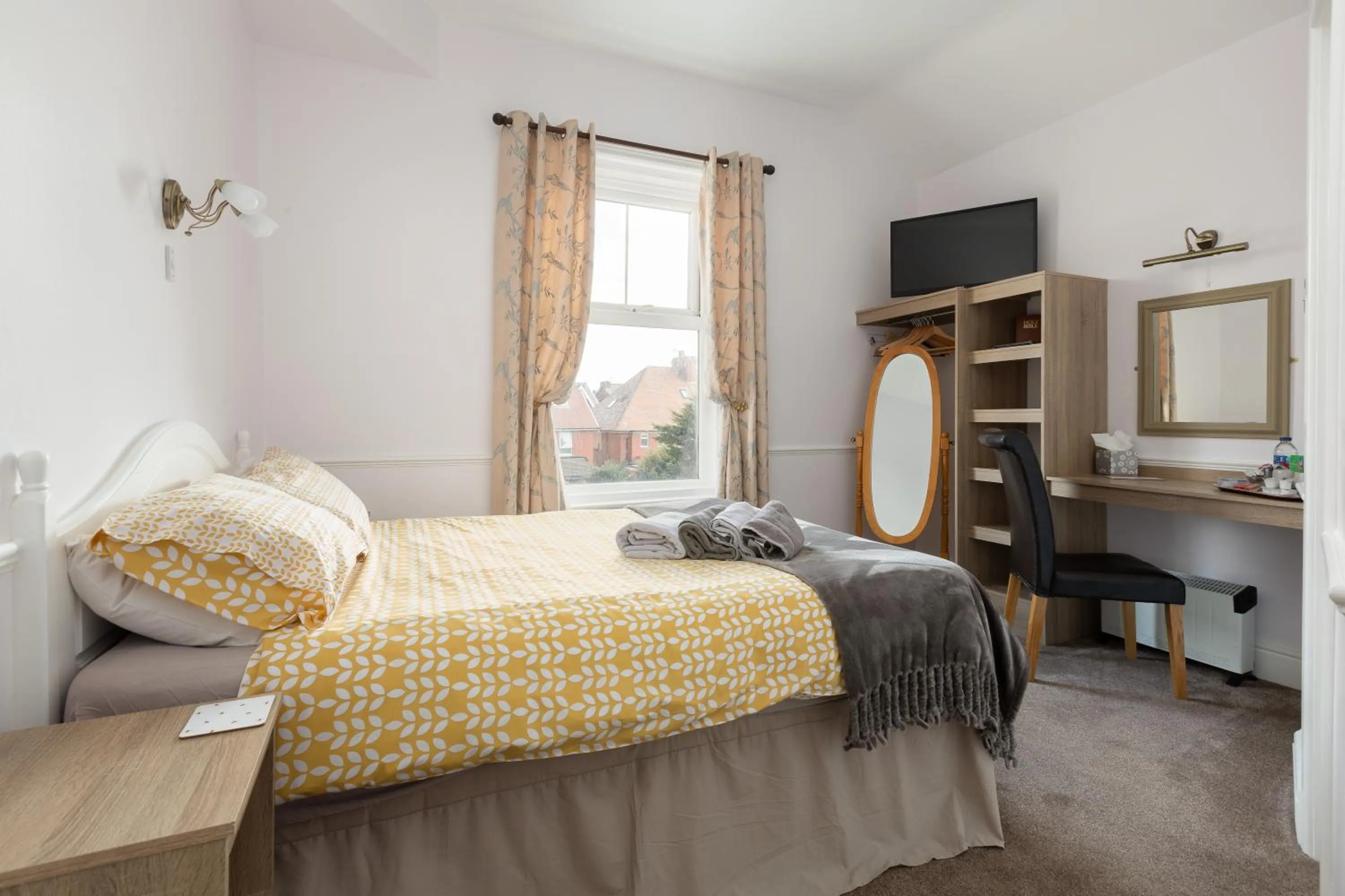 Bed in The Hollingworth